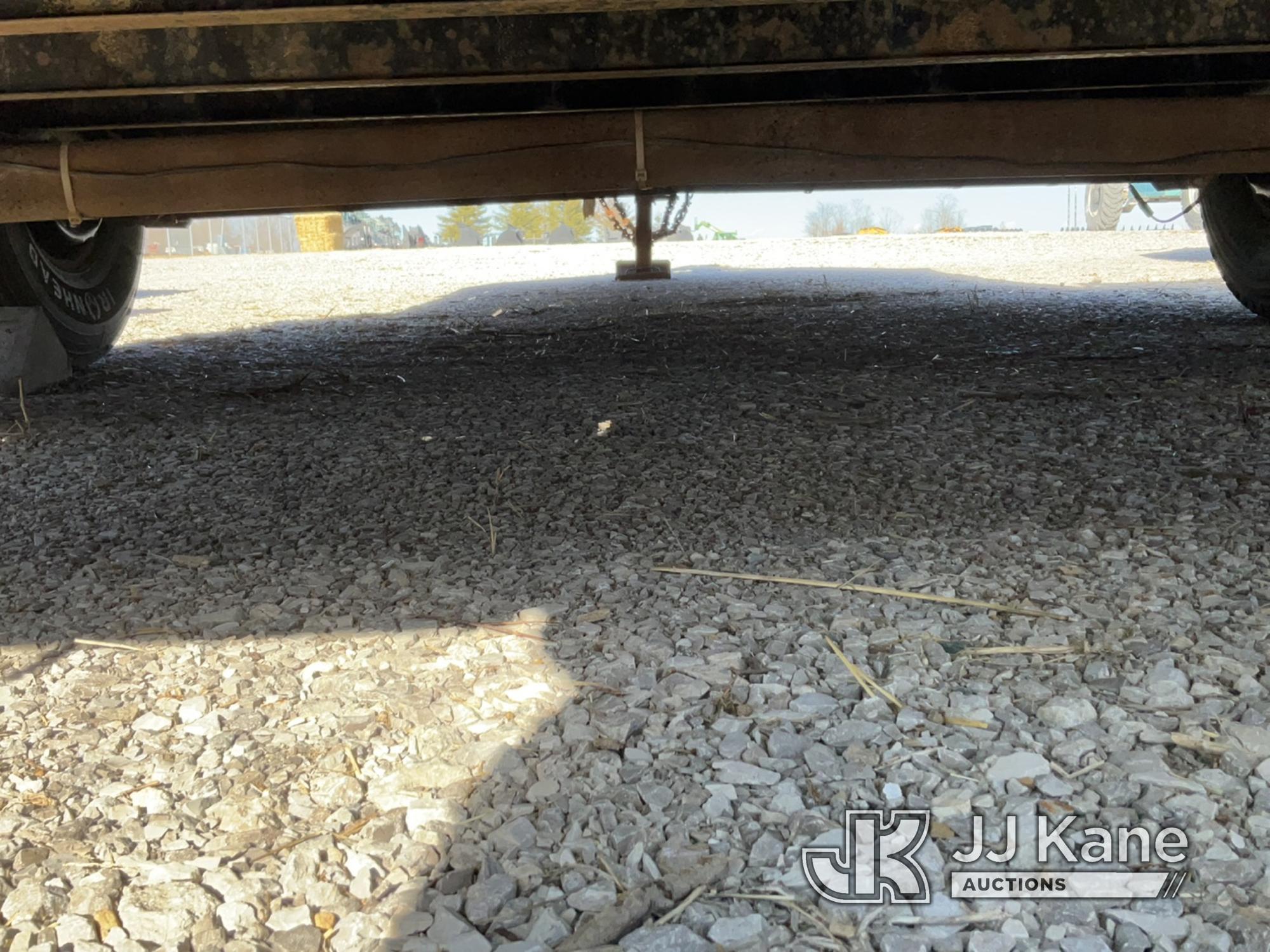 (Verona, KY) 2011 Eager Beaver SK6-WT3360 T/A Tagalong Equipment Trailer Rust Damage) (Duke Unit