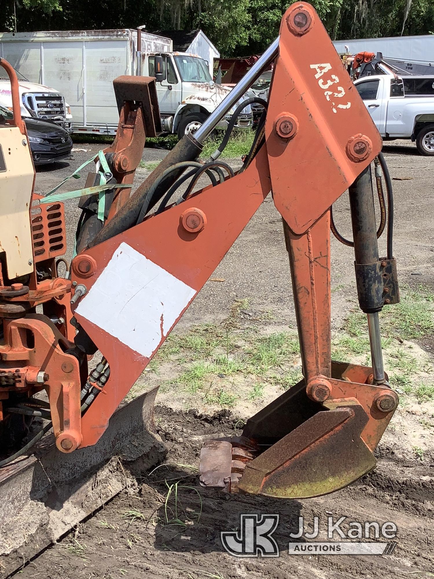 (Ocala, FL) 2004 Ditch Witch RT40 Rubber Tired Trencher Not Running, Condition Unknown, Flat Tires,