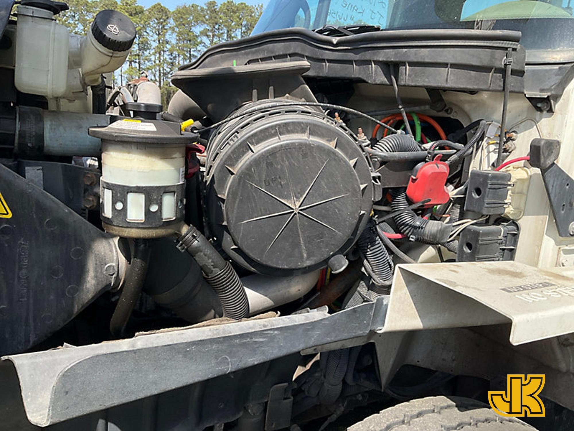 (Florence, SC) Altec AM55-MH, Over-Center Material Handling Bucket Truck rear mounted on 2008 Intern