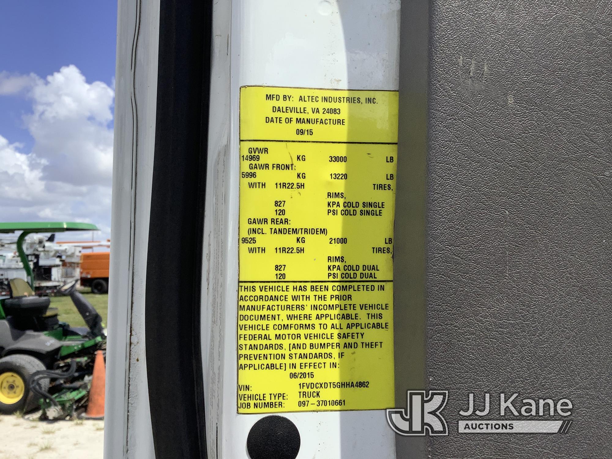 (Westlake, FL) Altec AA55, Material Handling Bucket Truck rear mounted on 2016 Freightliner M2 106 4