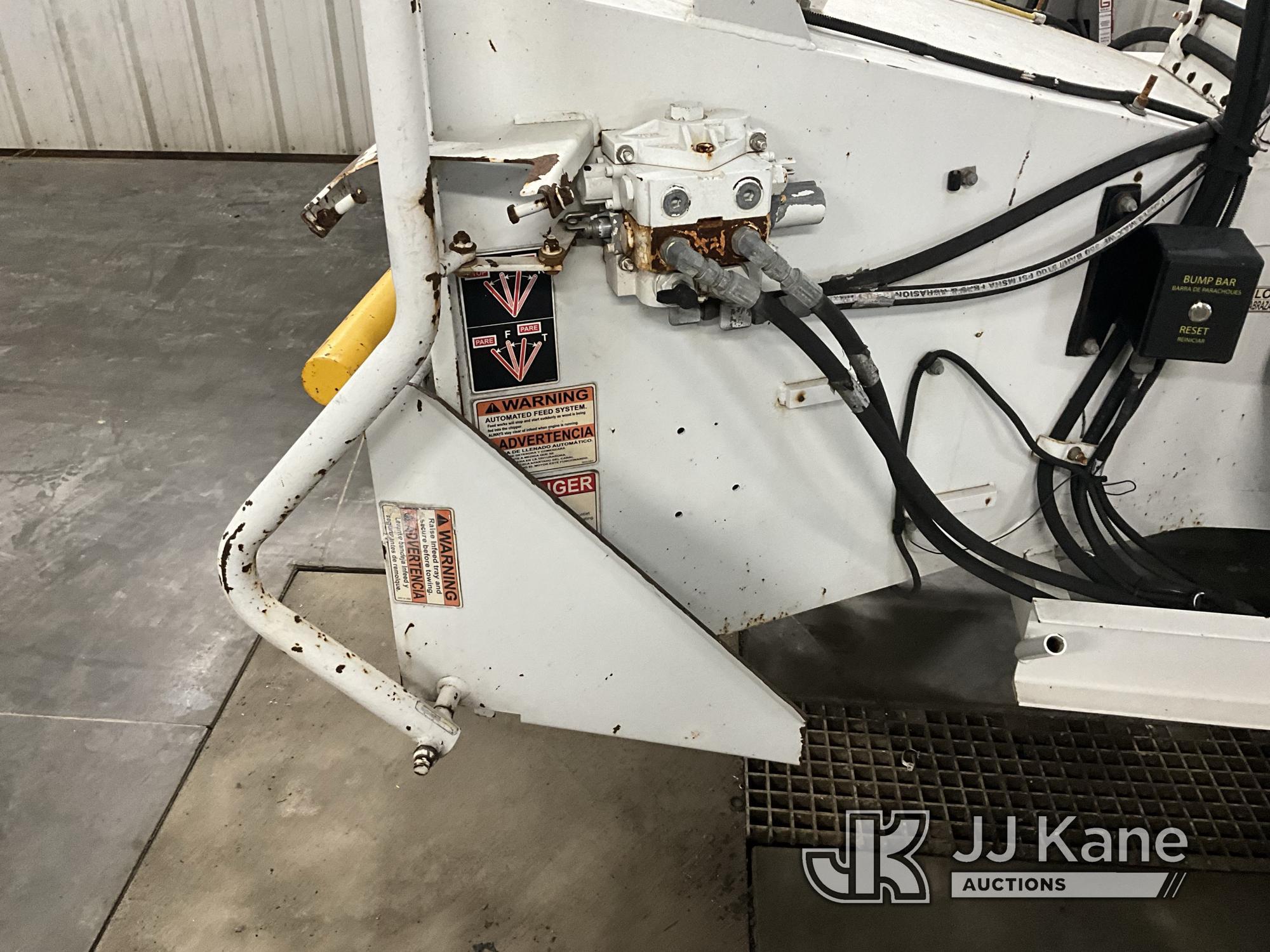 (Elizabethtown, KY) 2014 Morbark M12D Chipper (12in Drum) Runs) (Seller Note: Bad Starter