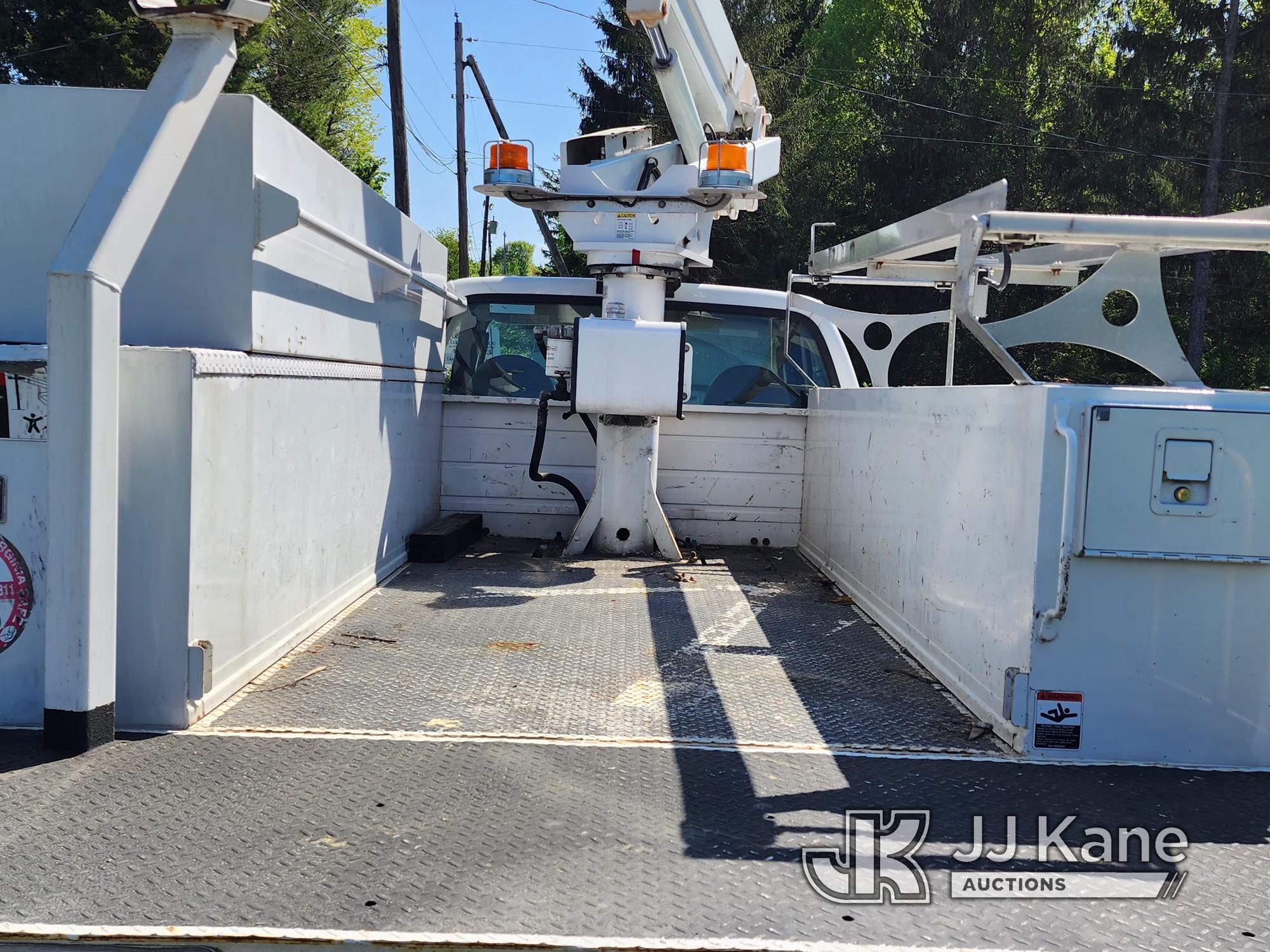 (Beckwith, WV) Altec AT200A, Telescopic Non-Insulated Bucket Truck mounted behind cab on 2006 Ford F