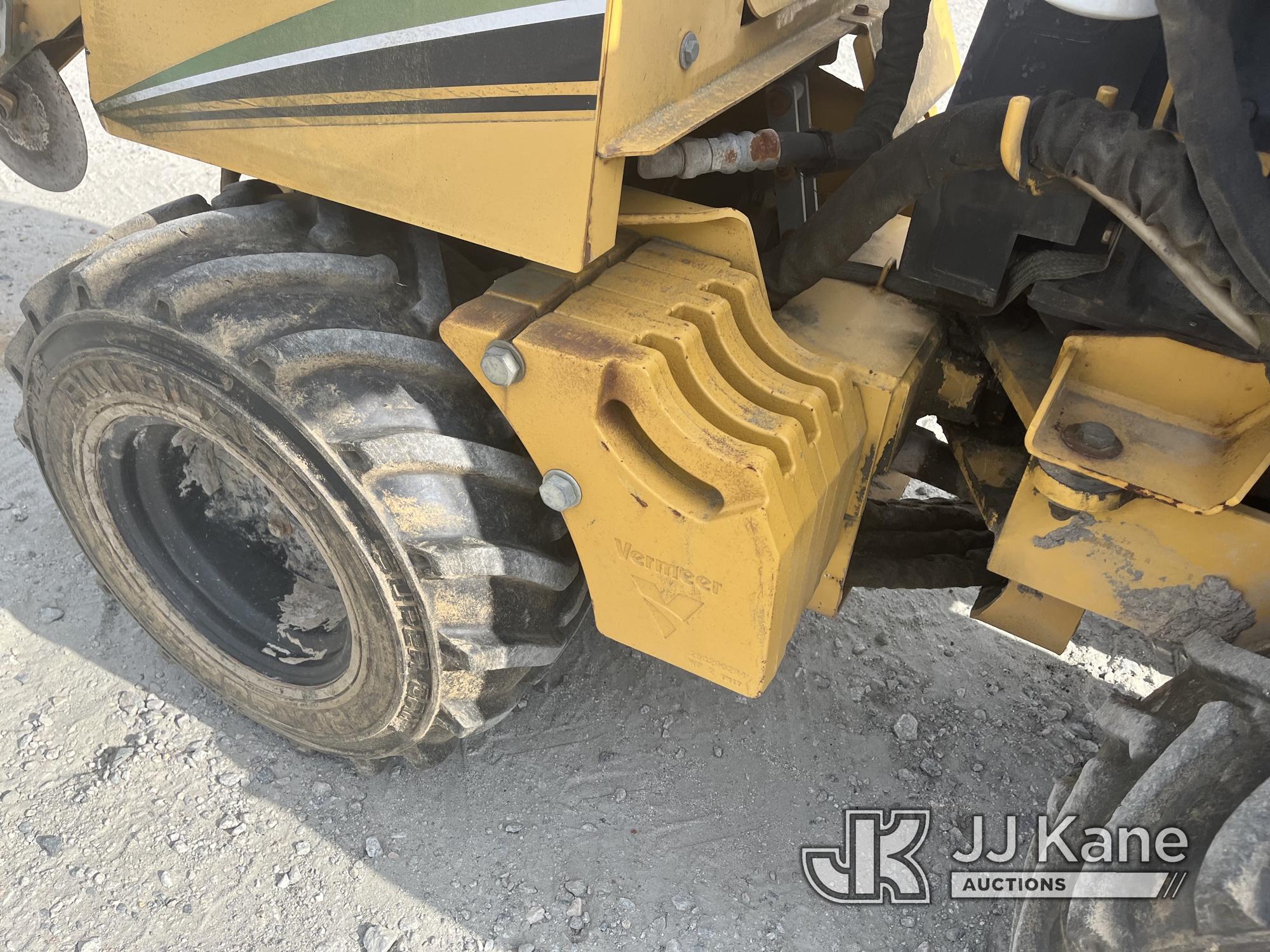 (Chester, VA) 2008 Vermeer LM42 Walk Beside Articulating Combo Trencher/Vibratory Cable Plow Operate