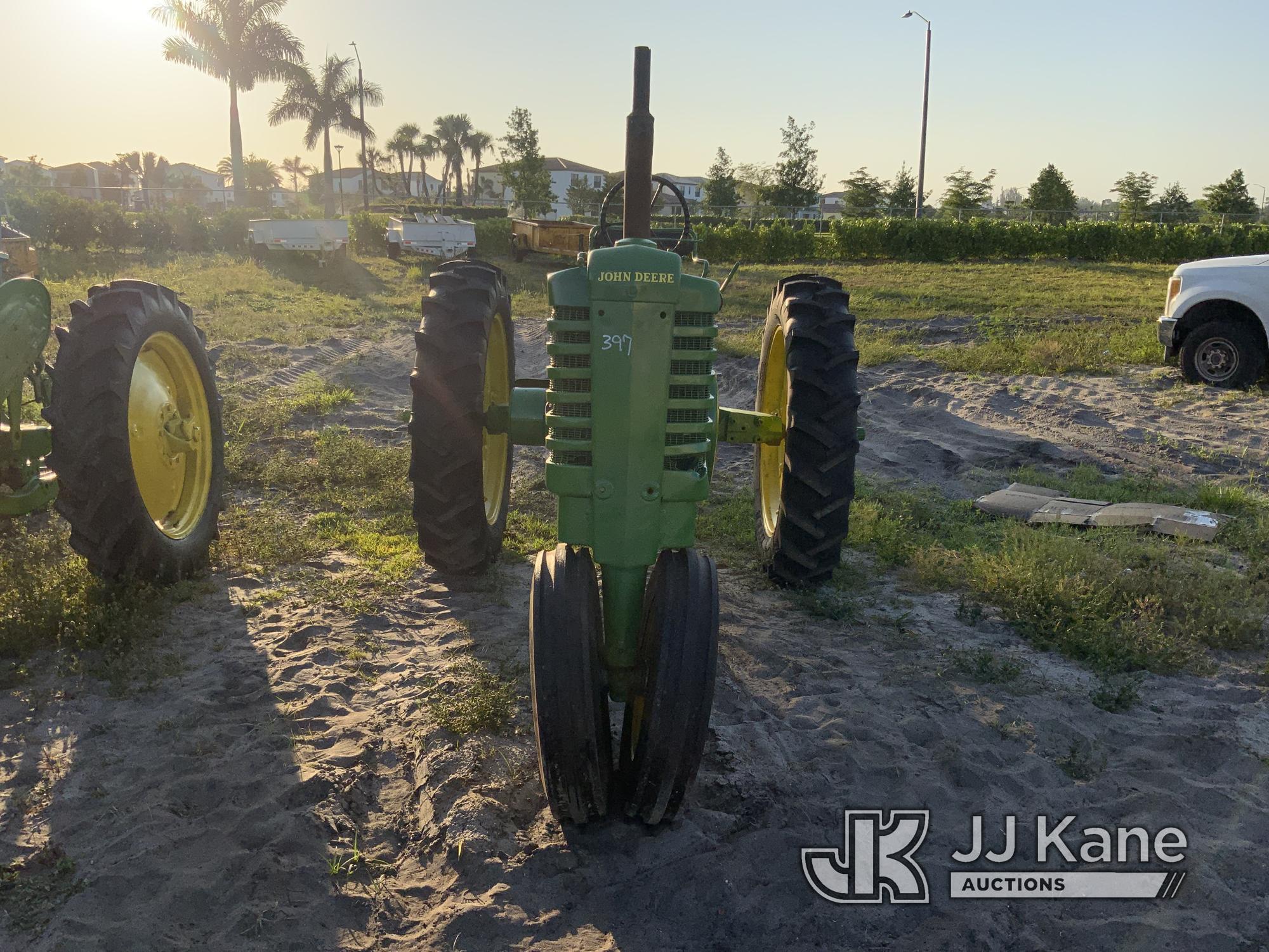 (Westlake, FL) 1948 John Deere Model B Utility Tractor Not Running, Condition Unknown.  (Seller Stat