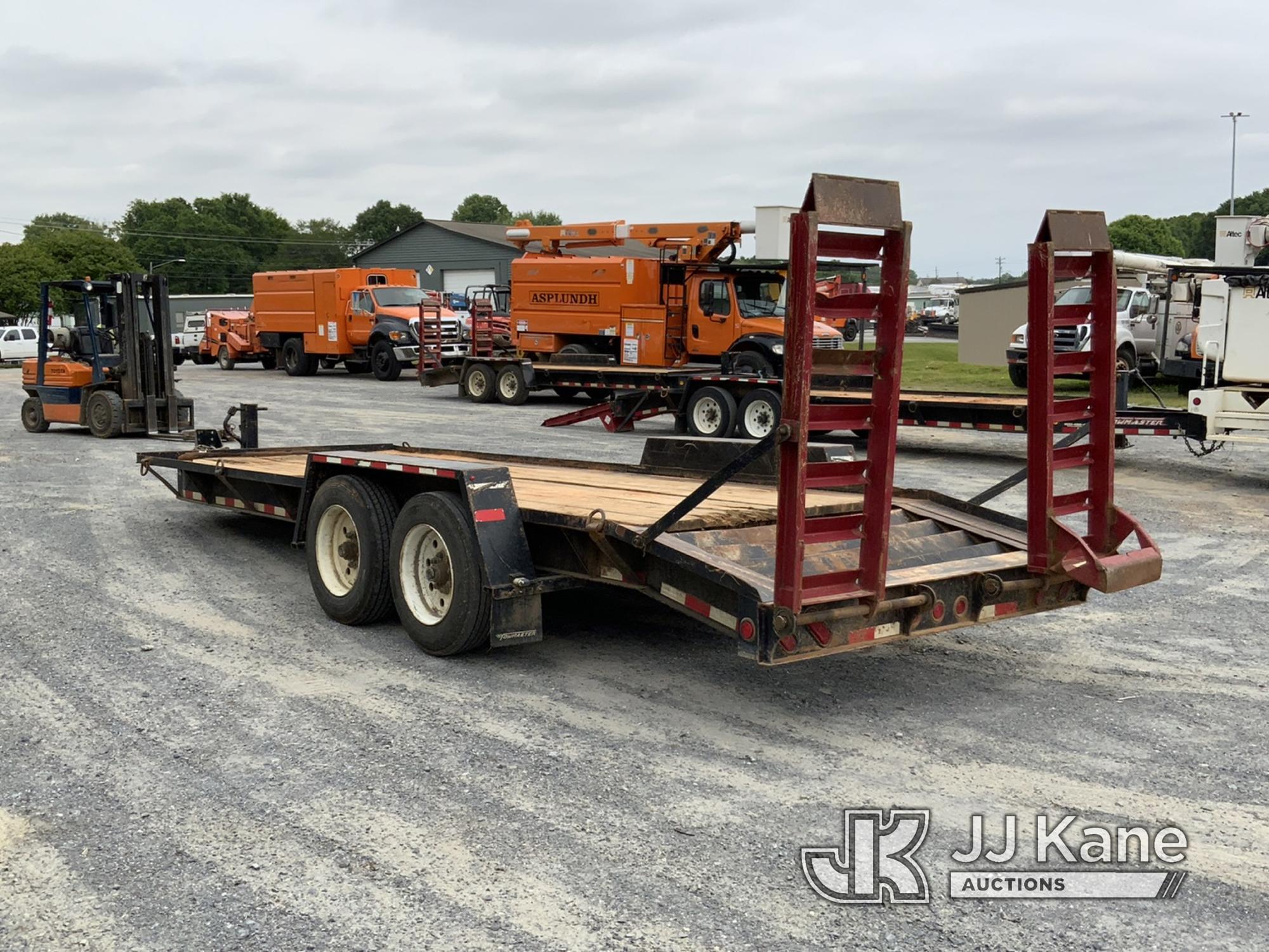 (Shelby, NC) 2017 Towmaster T14D T/A Tagalong Equipment Trailer