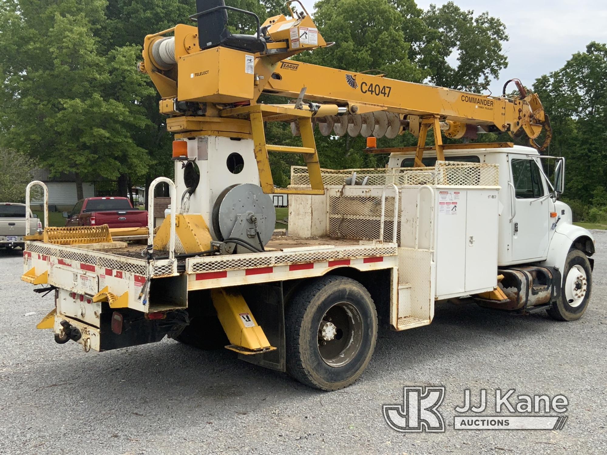 (New Tazewell, TN) Terex/Telelect Commander 4047, Digger Derrick rear mounted on 2000 International