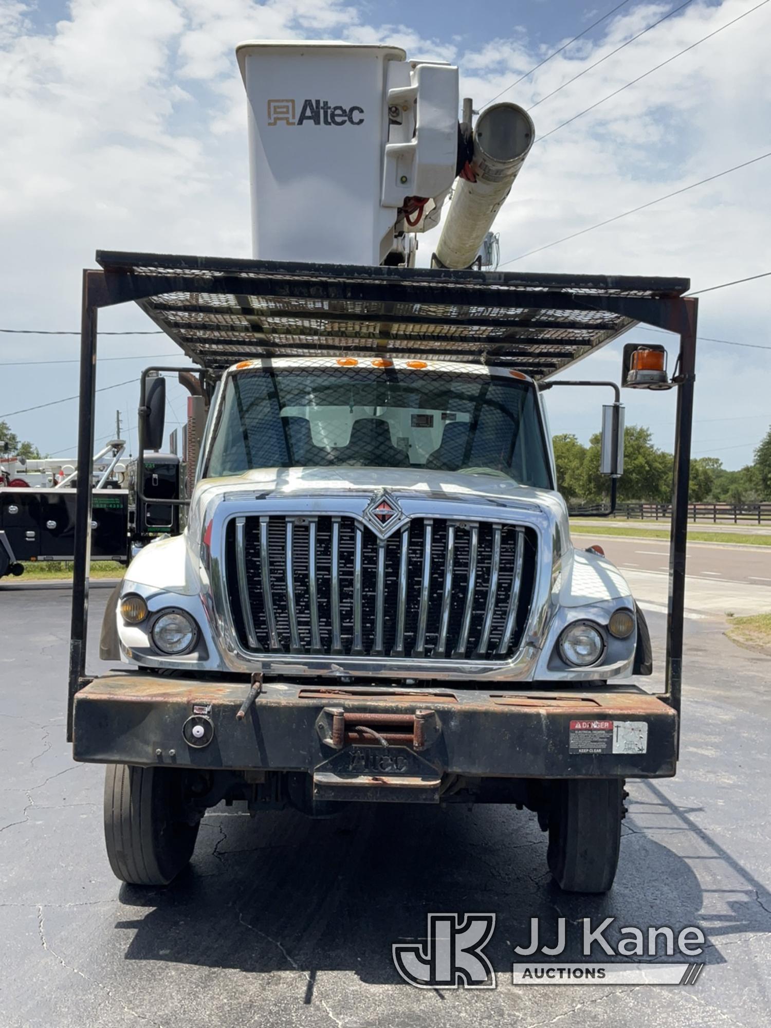 (Ocala, FL) Altec LRV58, Over-Center Bucket Truck mounted behind cab on 2011 International 7400 4x4