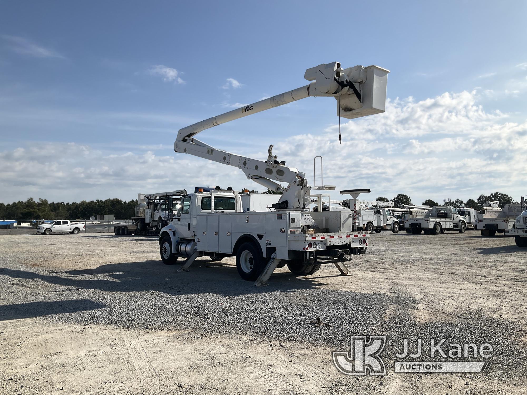 (Villa Rica, GA) Altec AA55-MH, Material Handling Bucket Truck rear mounted on 2016 International 43