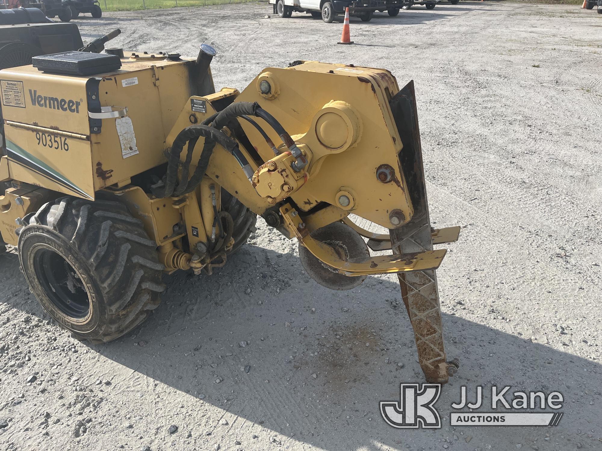 (Chester, VA) 2008 Vermeer LM42 Walk Beside Articulating Combo Trencher/Vibratory Cable Plow Operate