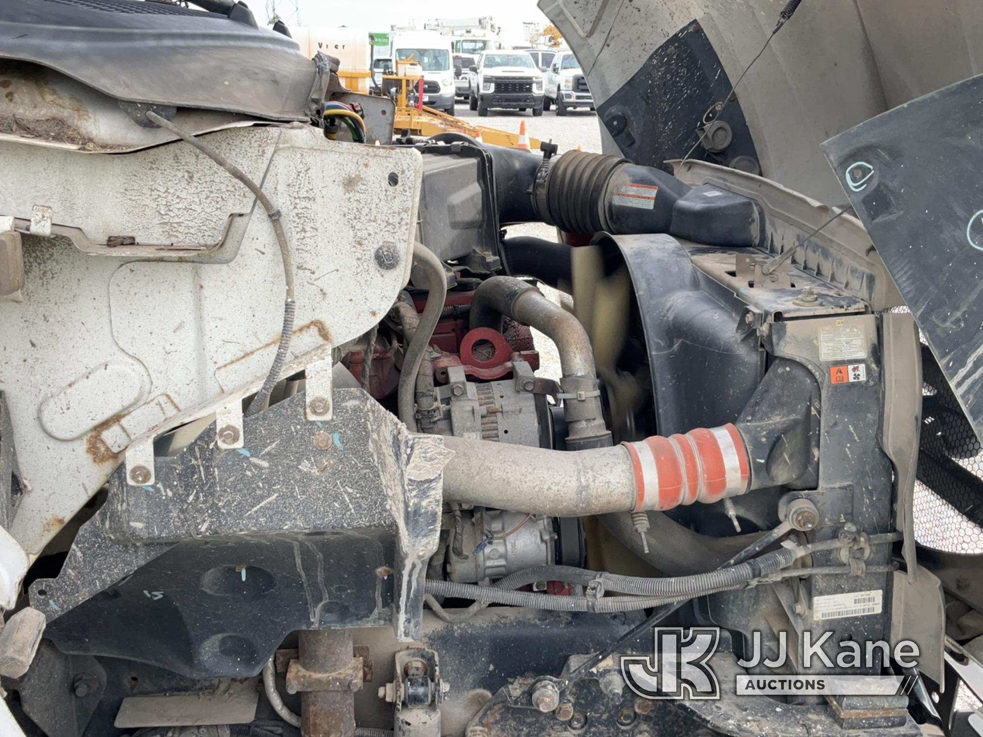 (Verona, KY) Altec LR760-E70, Over-Center Elevator Bucket Truck mounted behind cab on 2012 Ford F750