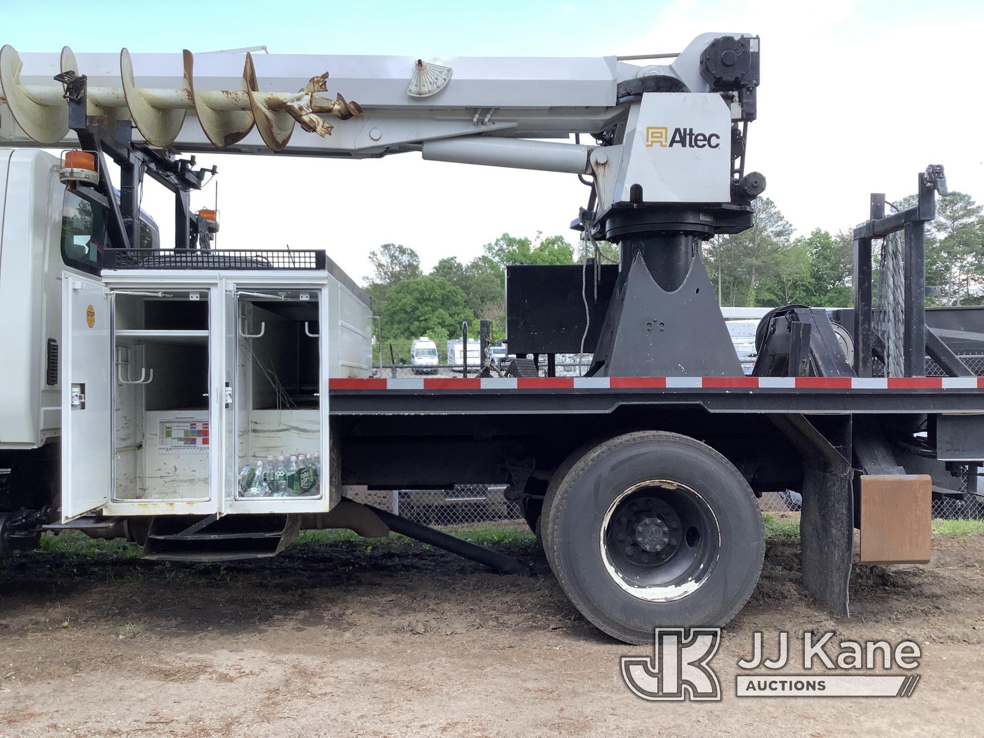 (Graysville, AL) Altec DM47-TR, Digger Derrick rear mounted on 2009 International 4300 Flatbed/Utili