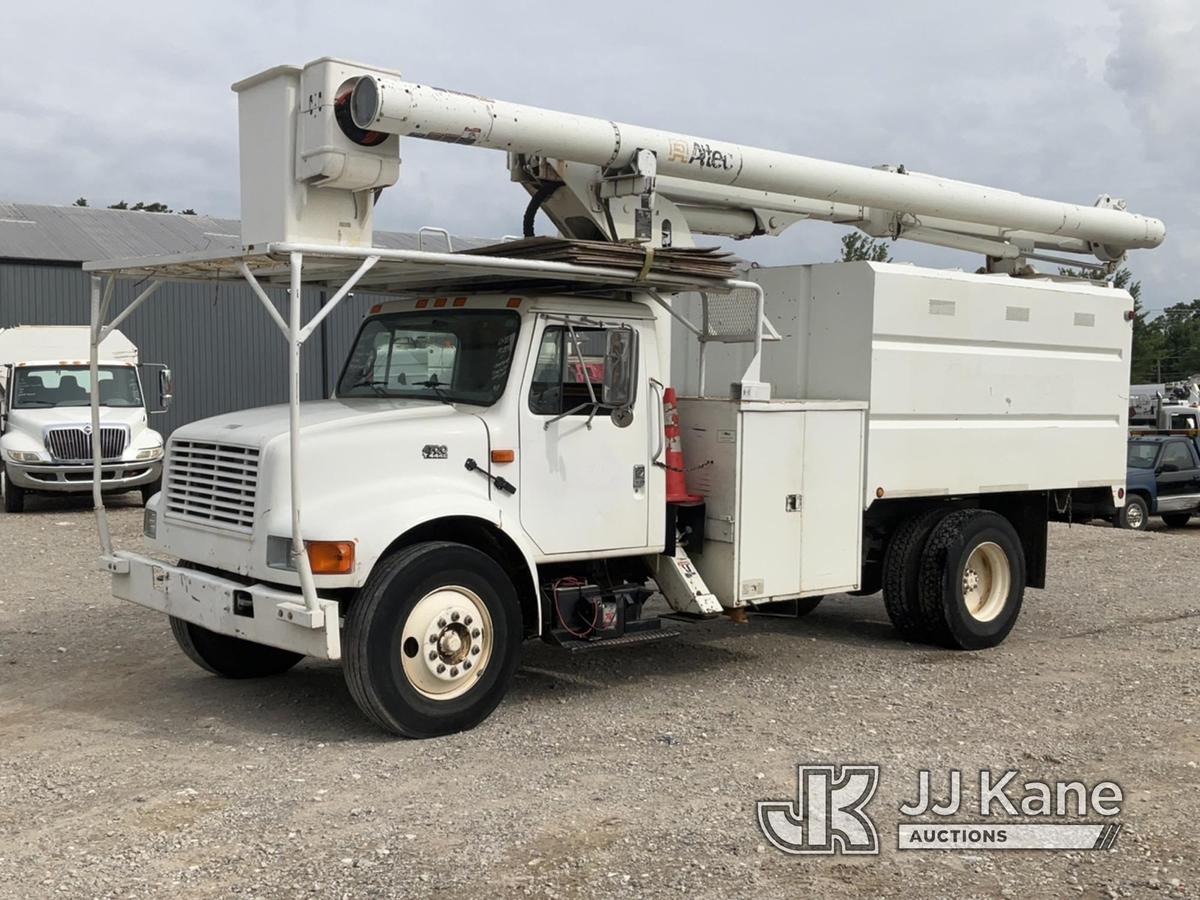 (Charlotte, NC) Altec LRV-55, Over-Center Bucket mounted behind cab on 2001 International 4700 Chipp