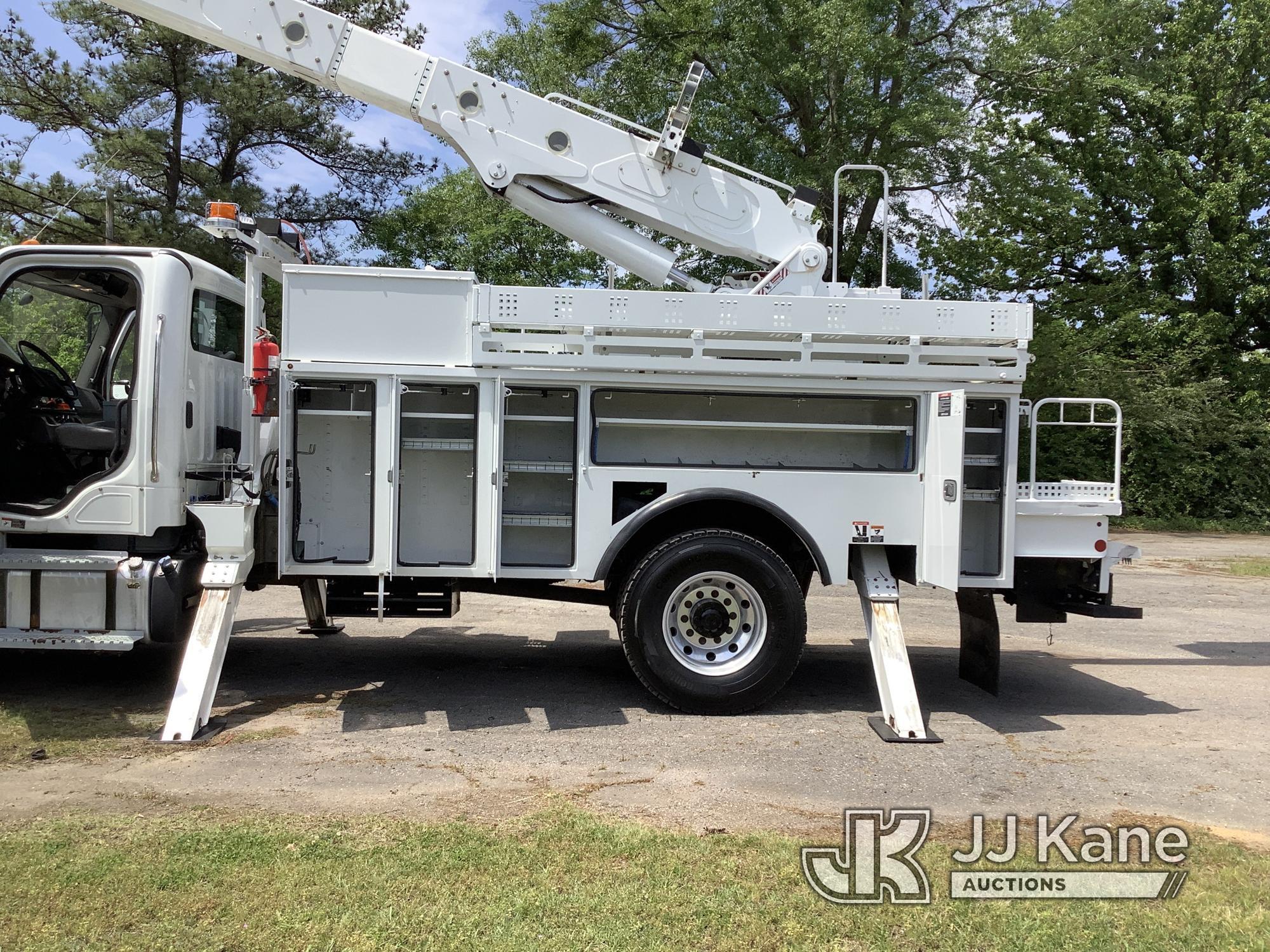 (Graysville, AL) Altec AA55-P, Over-Center Bucket Truck rear mounted on 2019 Freightliner M2-106 Uti