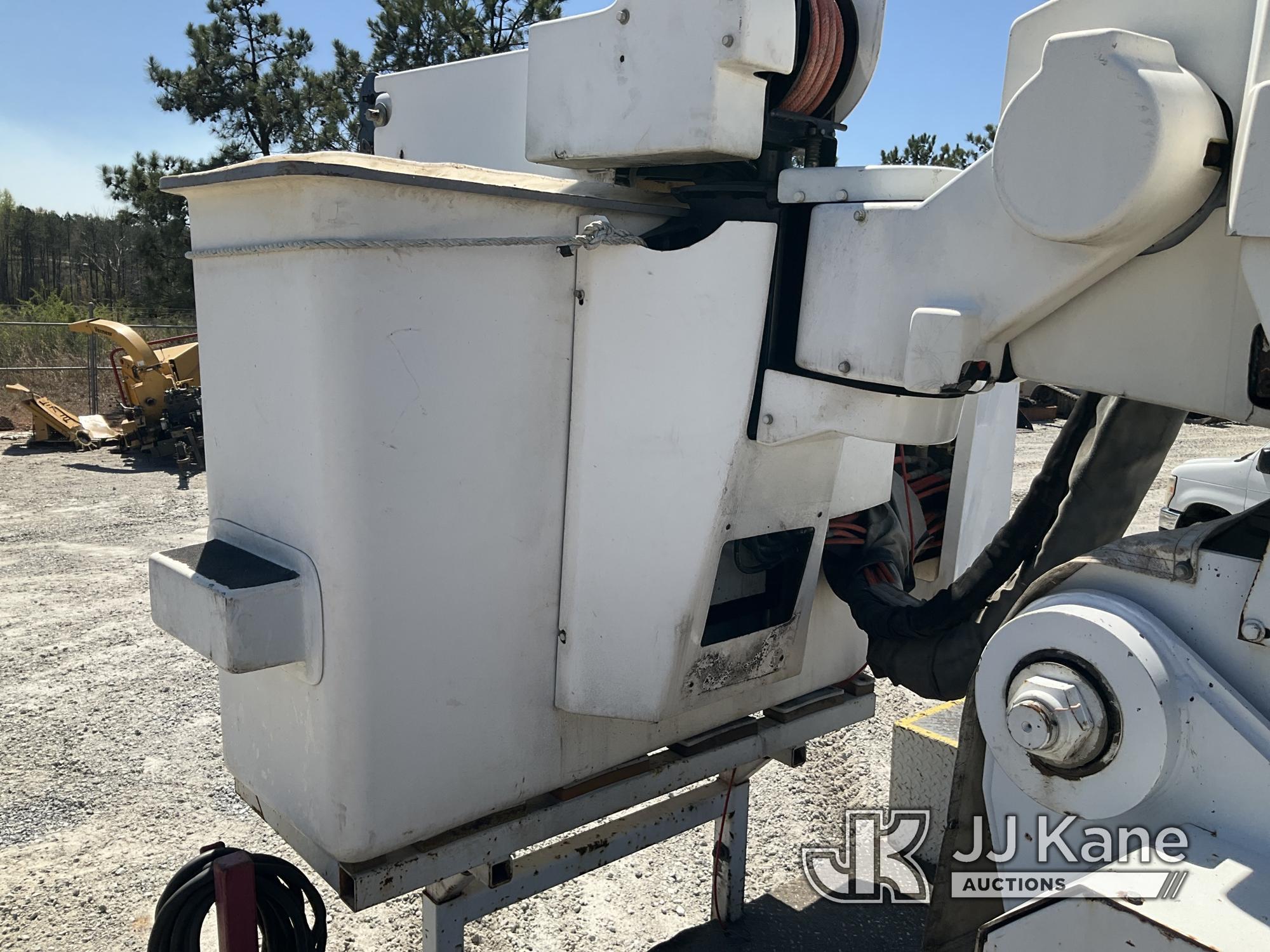 (Villa Rica, GA) HI-Ranger TM-105, Articulating & Telescopic Material Handling Bucket rear mounted o