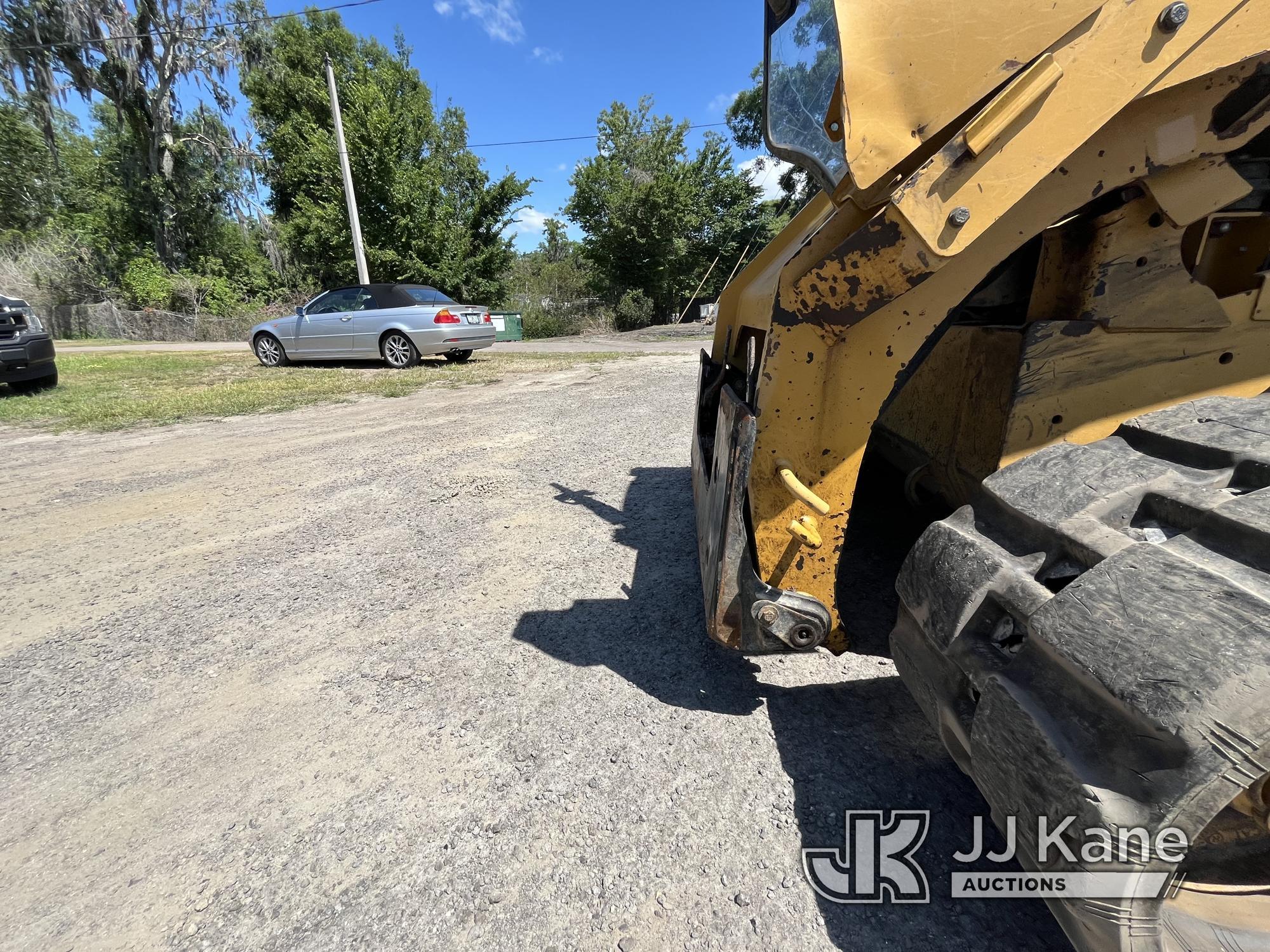 (Tampa, FL) 2020 Caterpillar 299D3XE Skid Steer Loader Runs, Moves)( Body Damage, Hydraulic Leak