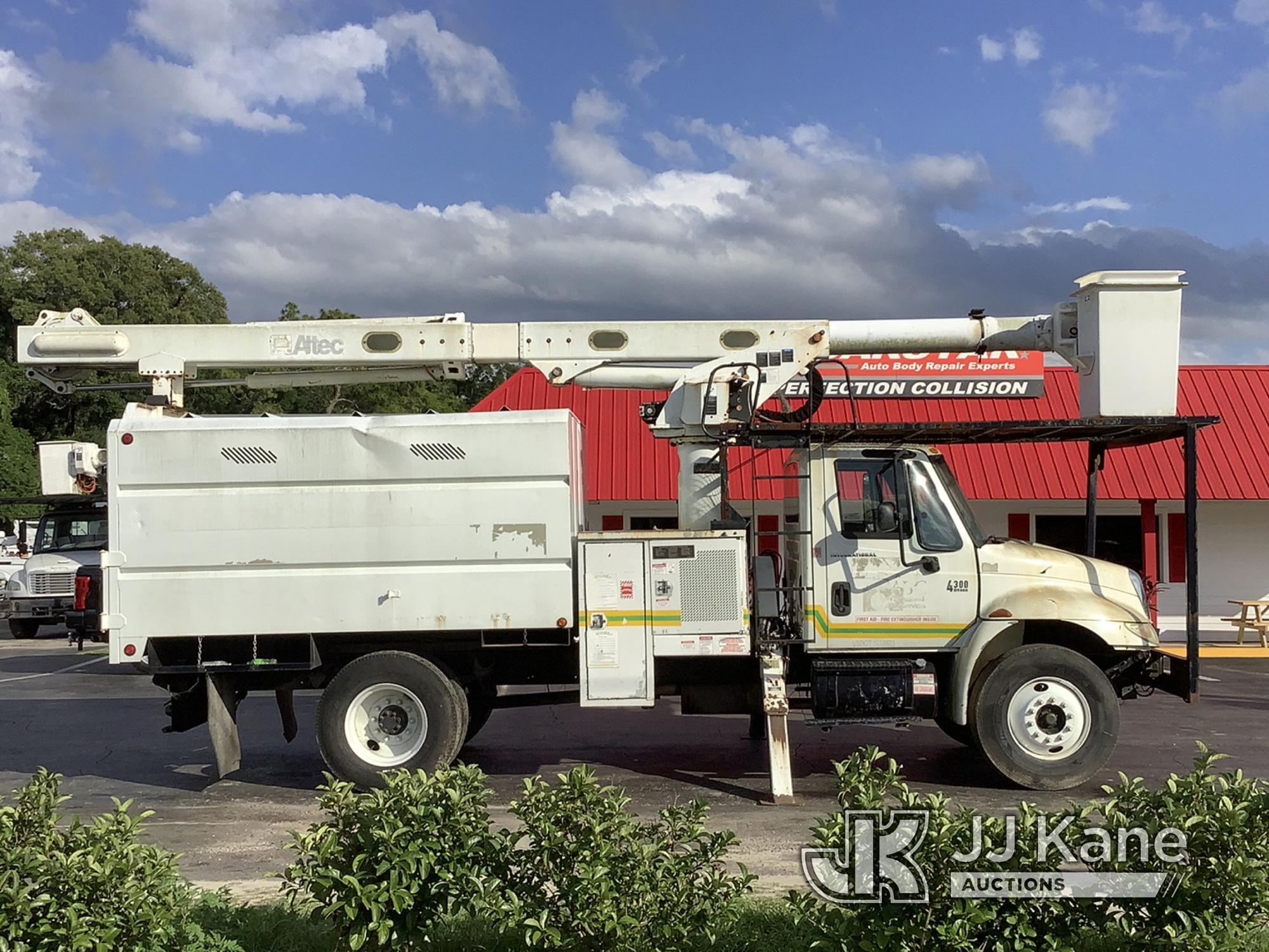 (Ocala, FL) Altec LRV56, Over-Center Bucket Truck mounted behind cab on 2007 International 4300 Chip