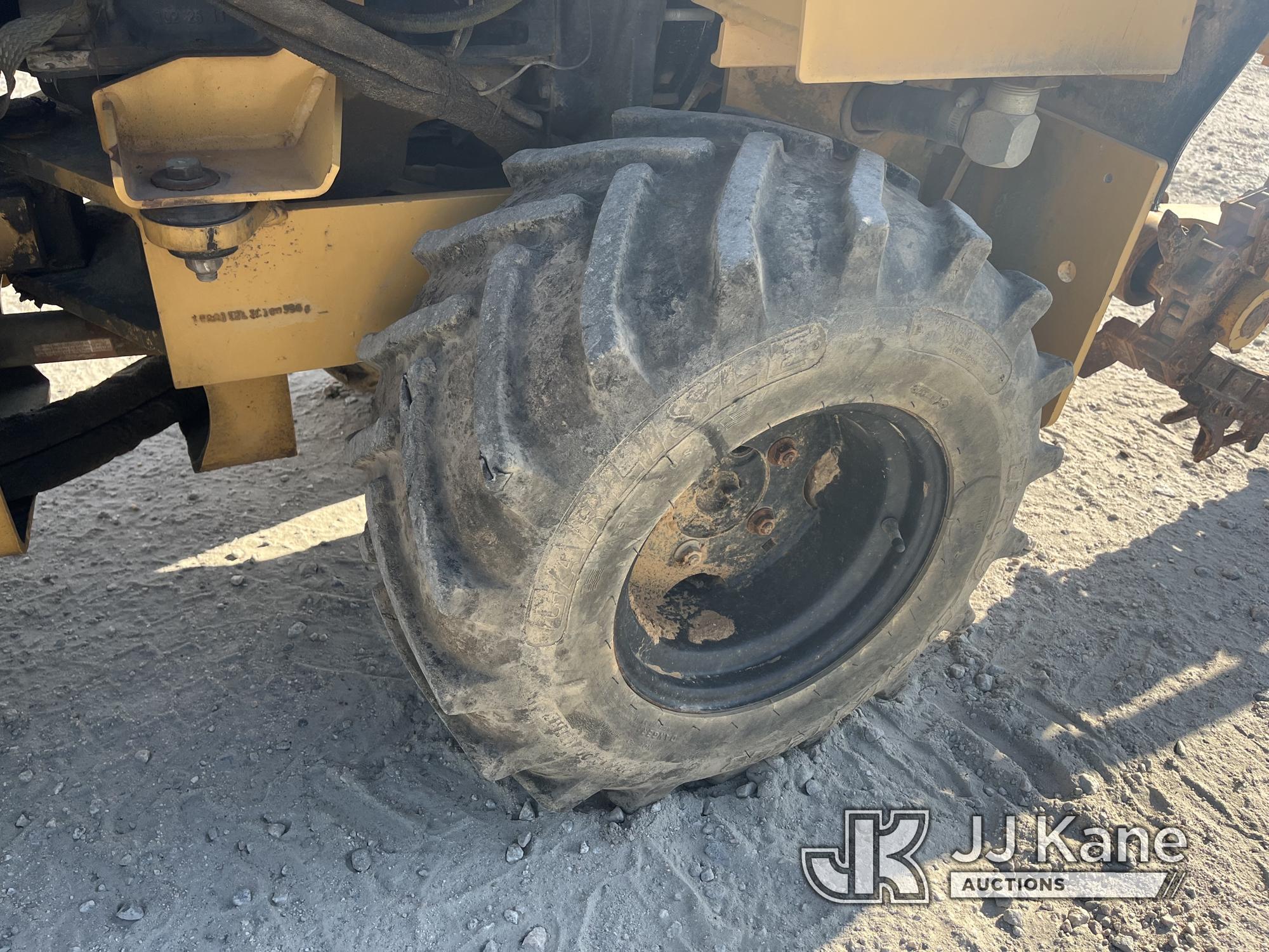 (Chester, VA) 2012 Vermeer LM42 Walk Beside Articulating Combo Trencher/Vibratory Cable Plow Operate