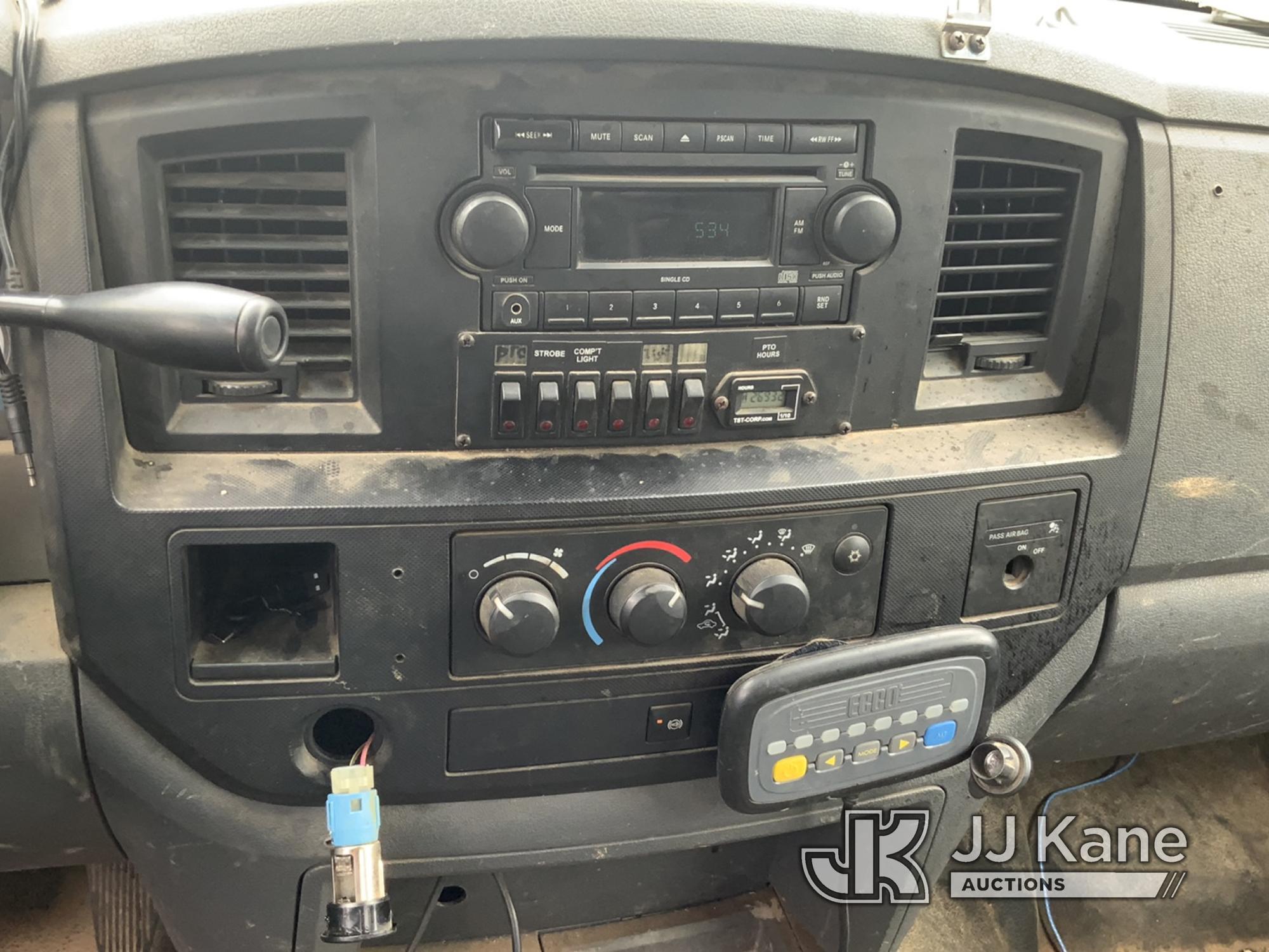 (New Tazewell, TN) Altec AT37G, Articulating & Telescopic Bucket Truck mounted behind cab on 2010 Do