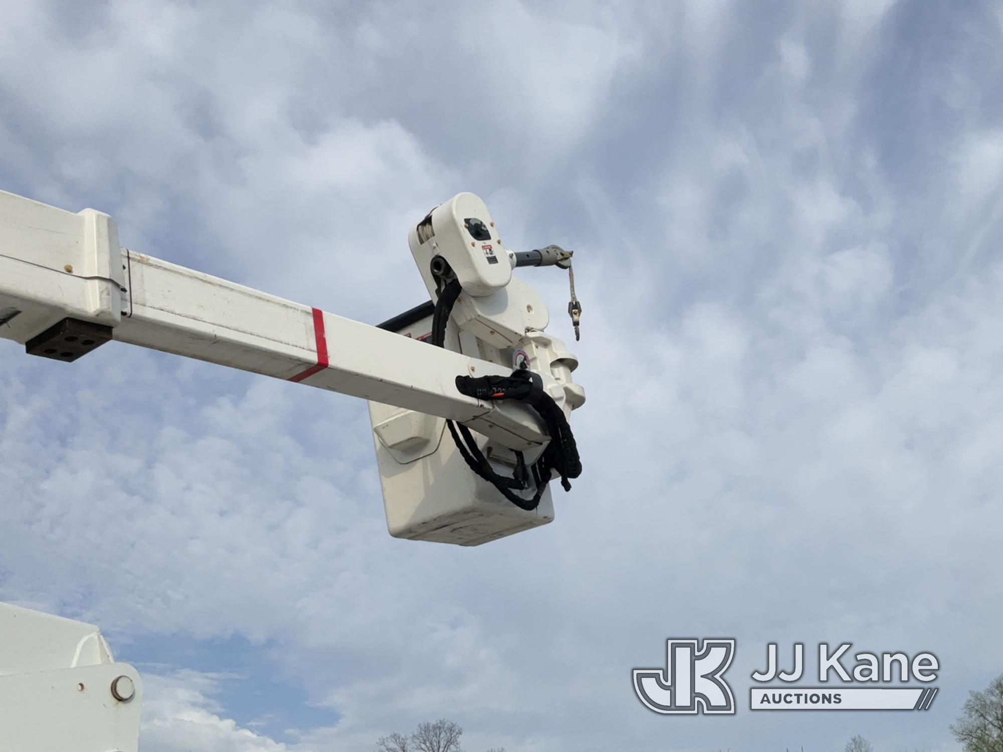 (Verona, KY) Altec AT48M, Articulating & Telescopic Material Handling Bucket Truck center mounted on