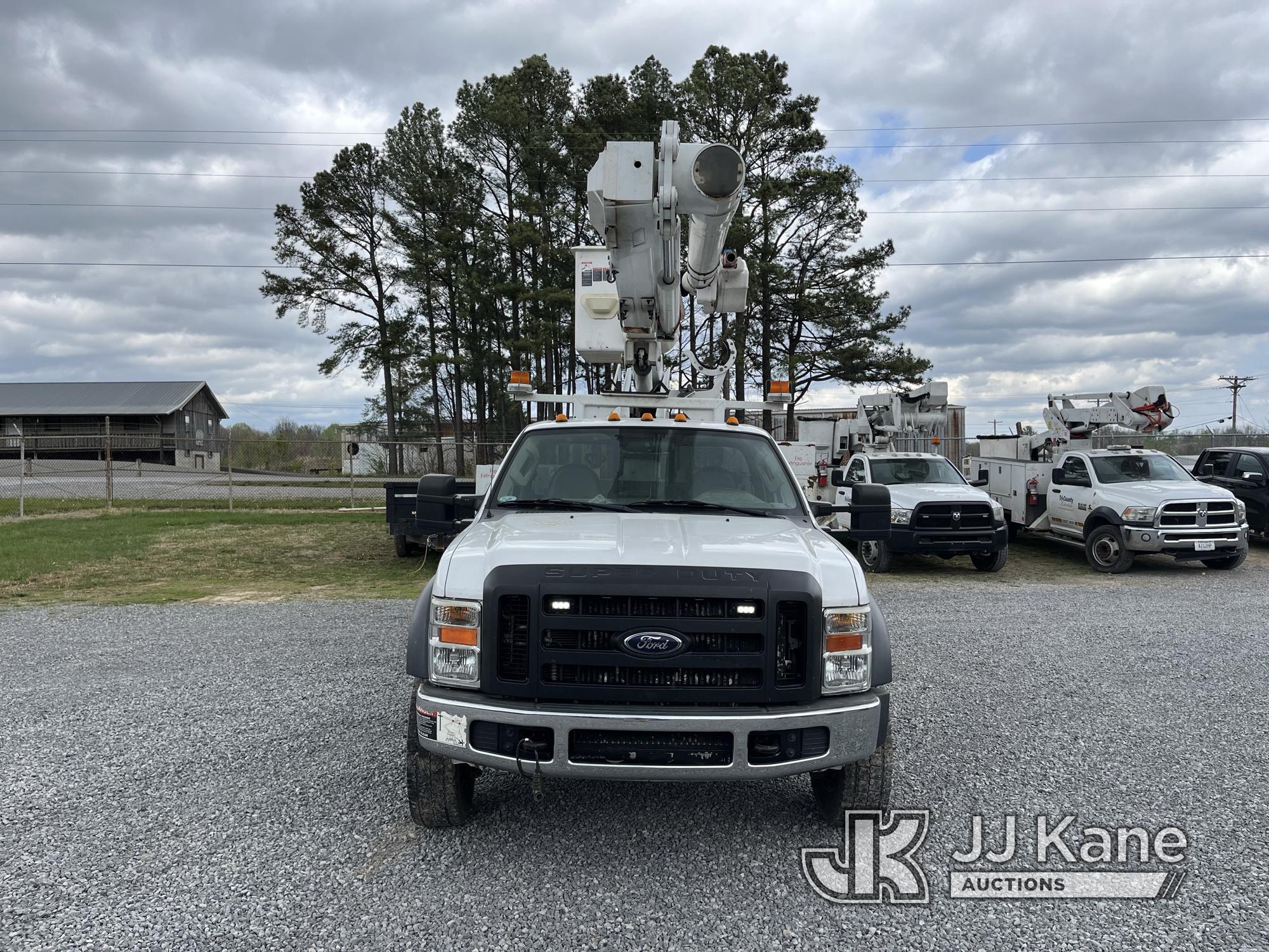 (Scottsville, KY) Altec L37MR, Over-Center Material Handling Bucket Truck center mounted on 2009 For