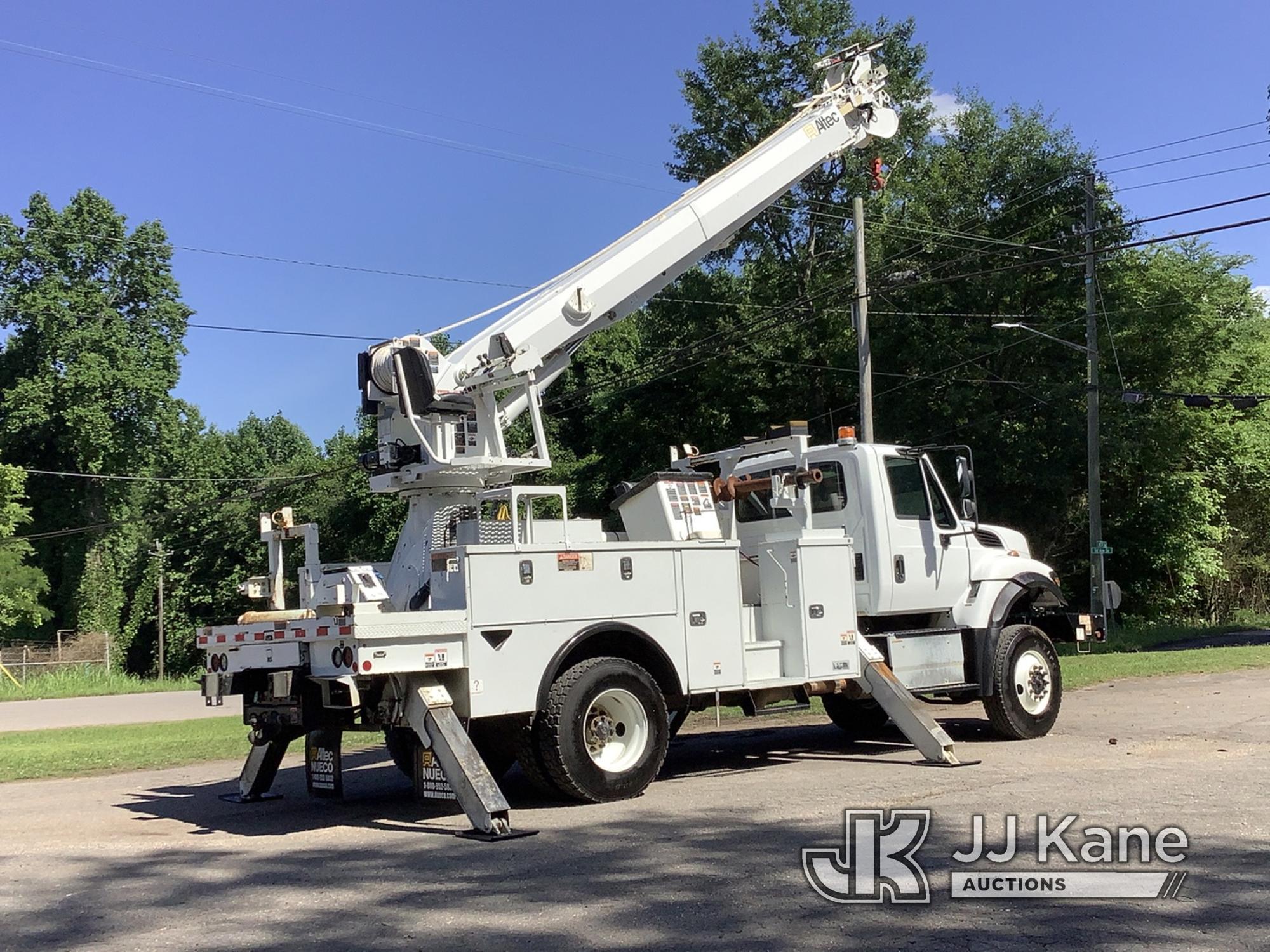 (Graysville, AL) Altec DM47B-TR, Digger Derrick rear mounted on 2016 International 7300 4x4 Utility