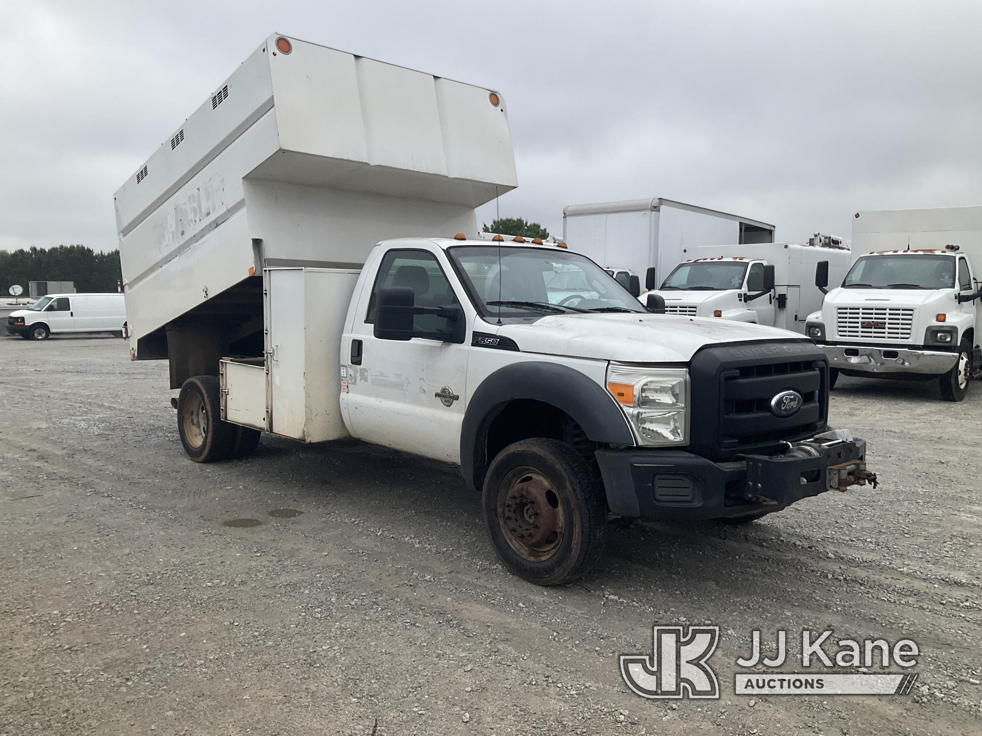 (Villa Rica, GA) 2012 Ford F550 4x4 Chipper Dump Truck Runs & Moves) (Jump To Start, Airbag Light On