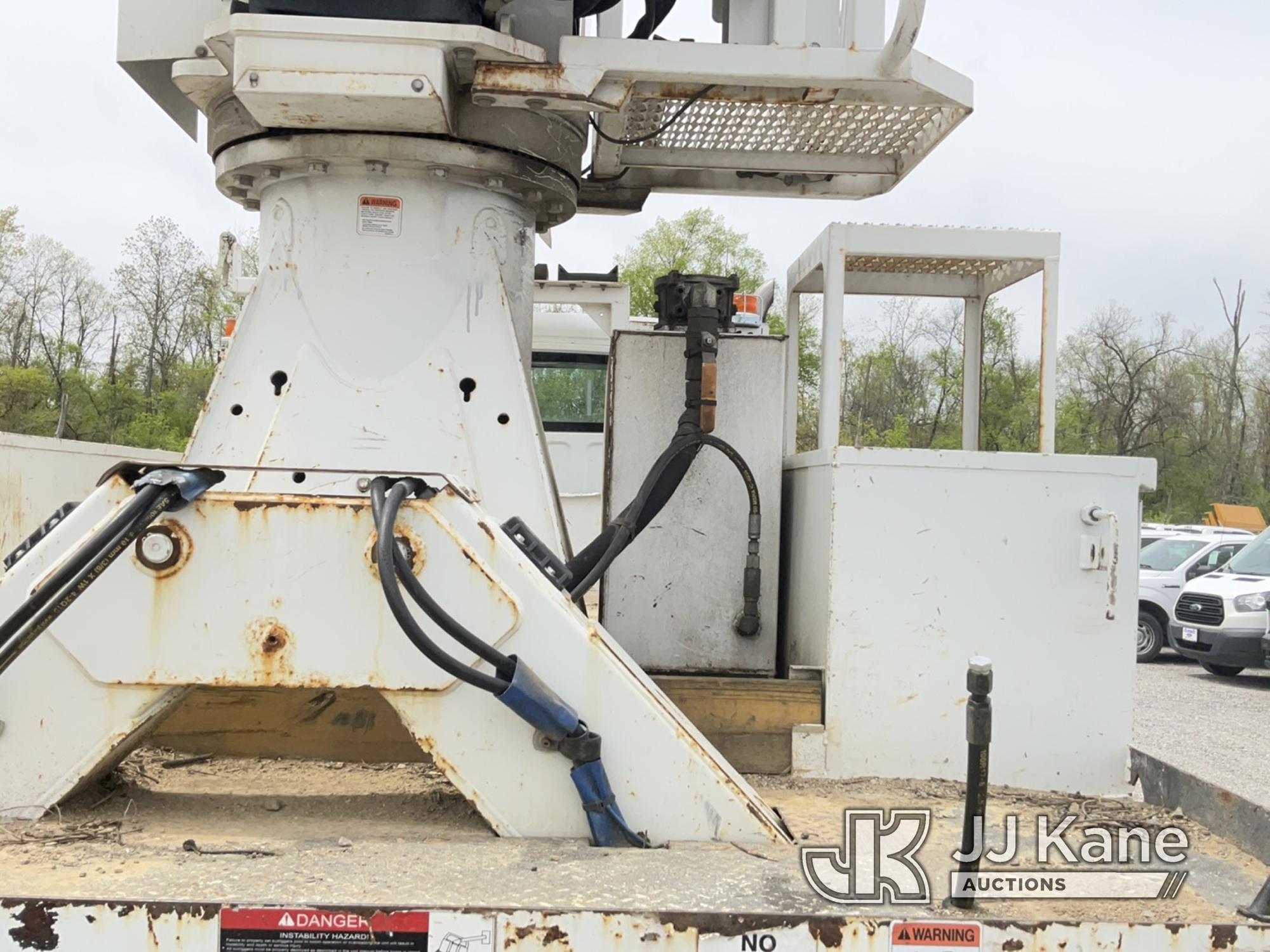 (Verona, KY) Altec DC47-TR, Digger Derrick rear mounted on 2016 Freightliner M2 106 4x4 Utility Truc