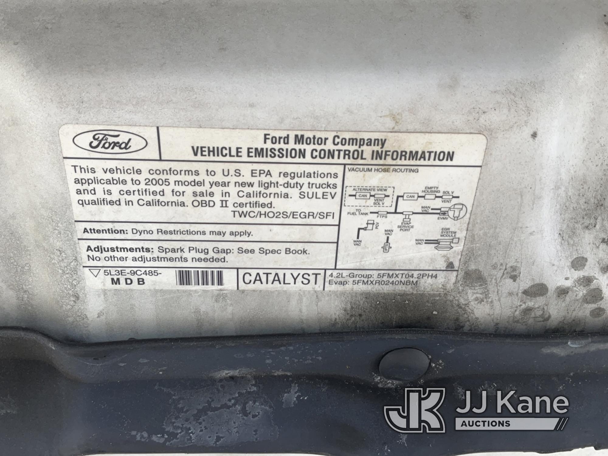 (Dixon, CA) 2005 Ford F150 Pickup Truck Runs & Moves