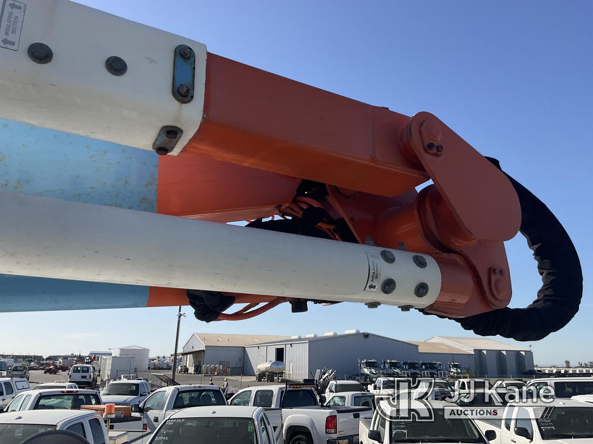 (Dixon, CA) Altec AT37G, Articulating & Telescopic Bucket Truck mounted behind cab on 2011 Ford F550