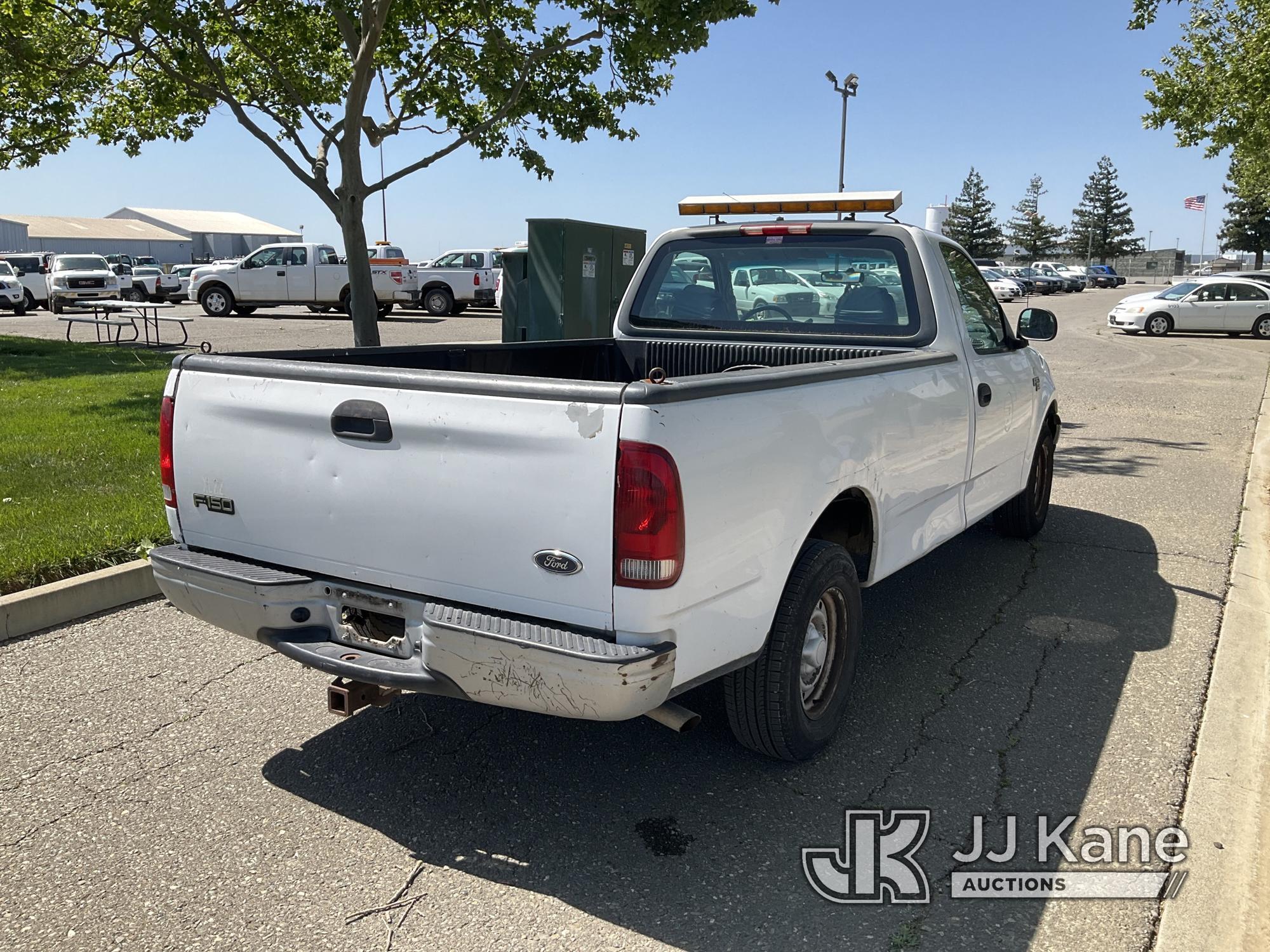 (Dixon, CA) 2000 Ford F150 Pickup Truck Runs & Moves, Engine Code P0135 O2 Heater