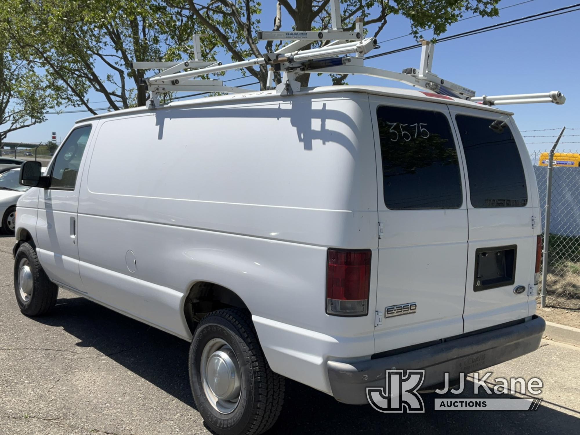 (Dixon, CA) 2006 Ford E350 Cargo Van Runs & Moves