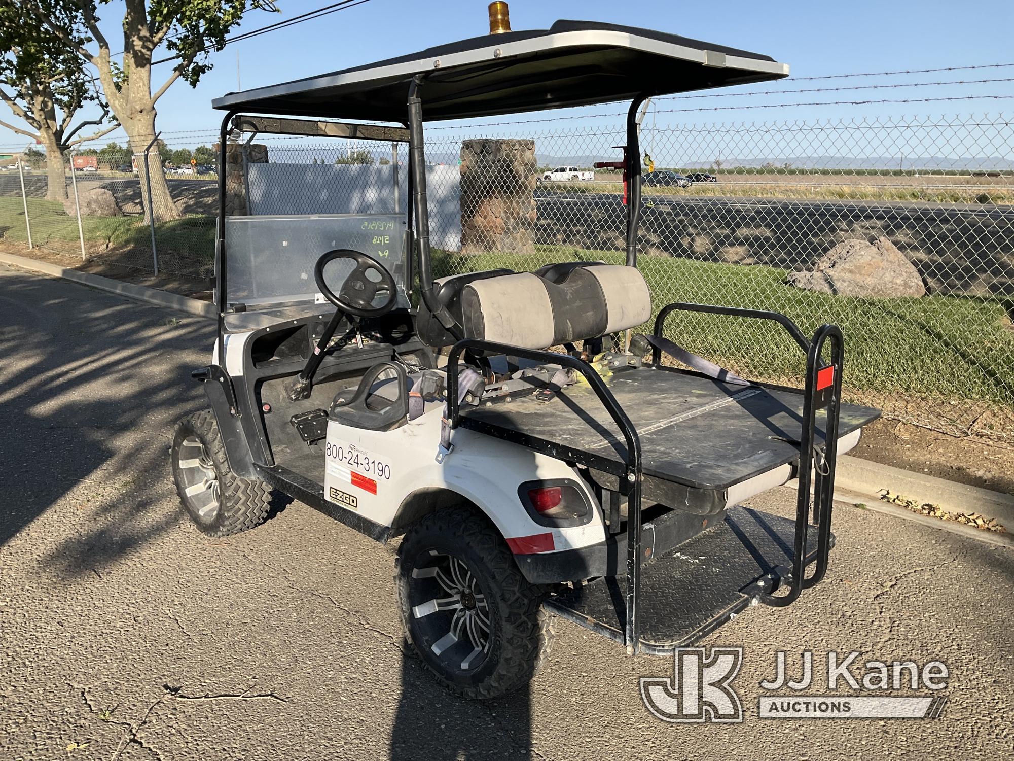 (Dixon, CA) 2019 EZGO Express S4 Cushman EZGO 4 passenger Cart. Moves) (BOS