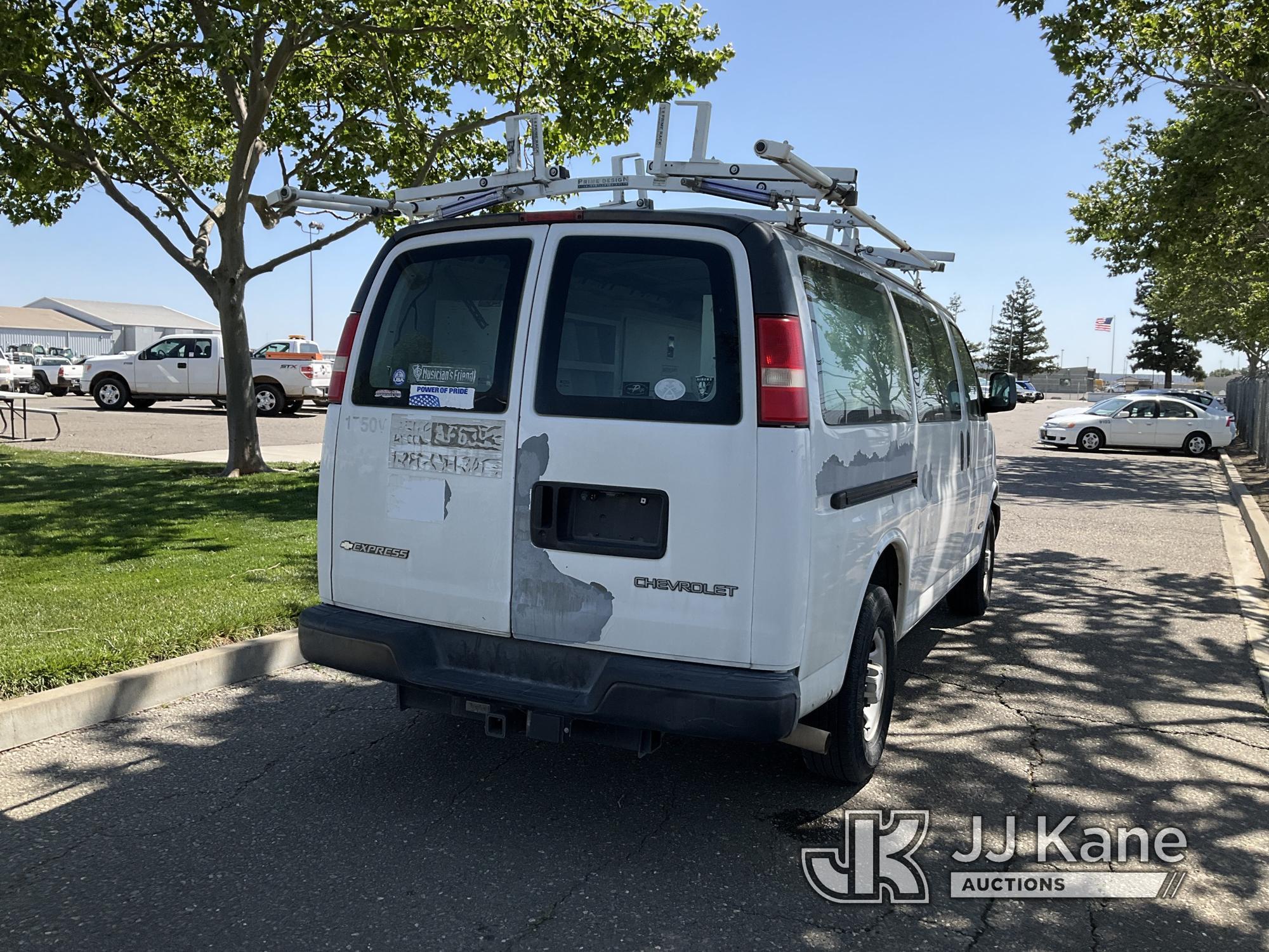 (Dixon, CA) 2006 Chevrolet Express G3500 Cargo Van Runs & Moves, Engine Ticks