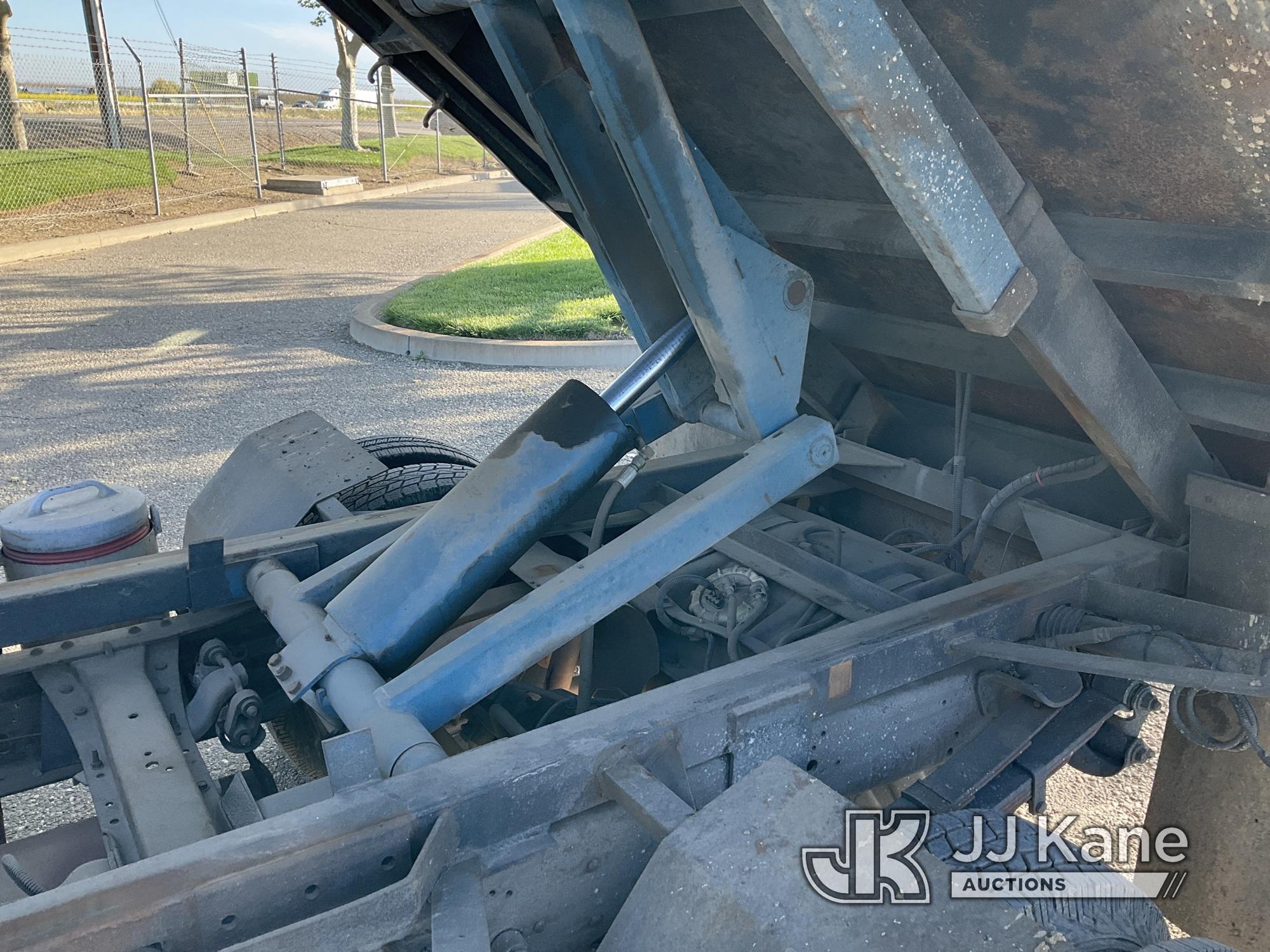 (Dixon, CA) 1997 Ford F350 Dump Truck Runs, Moves & Operates, Monitors Did Not Pass Smog