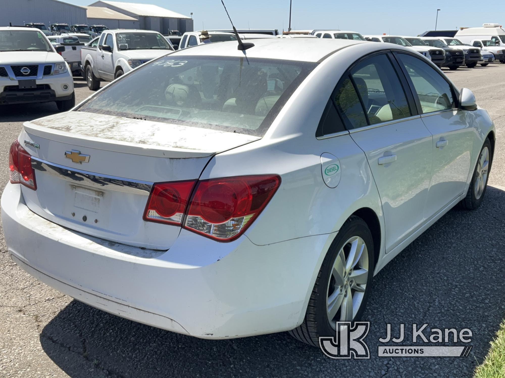 (Dixon, CA) 2014 Chevrolet Cruze LTZ 4-Door Sedan Runs & Moves