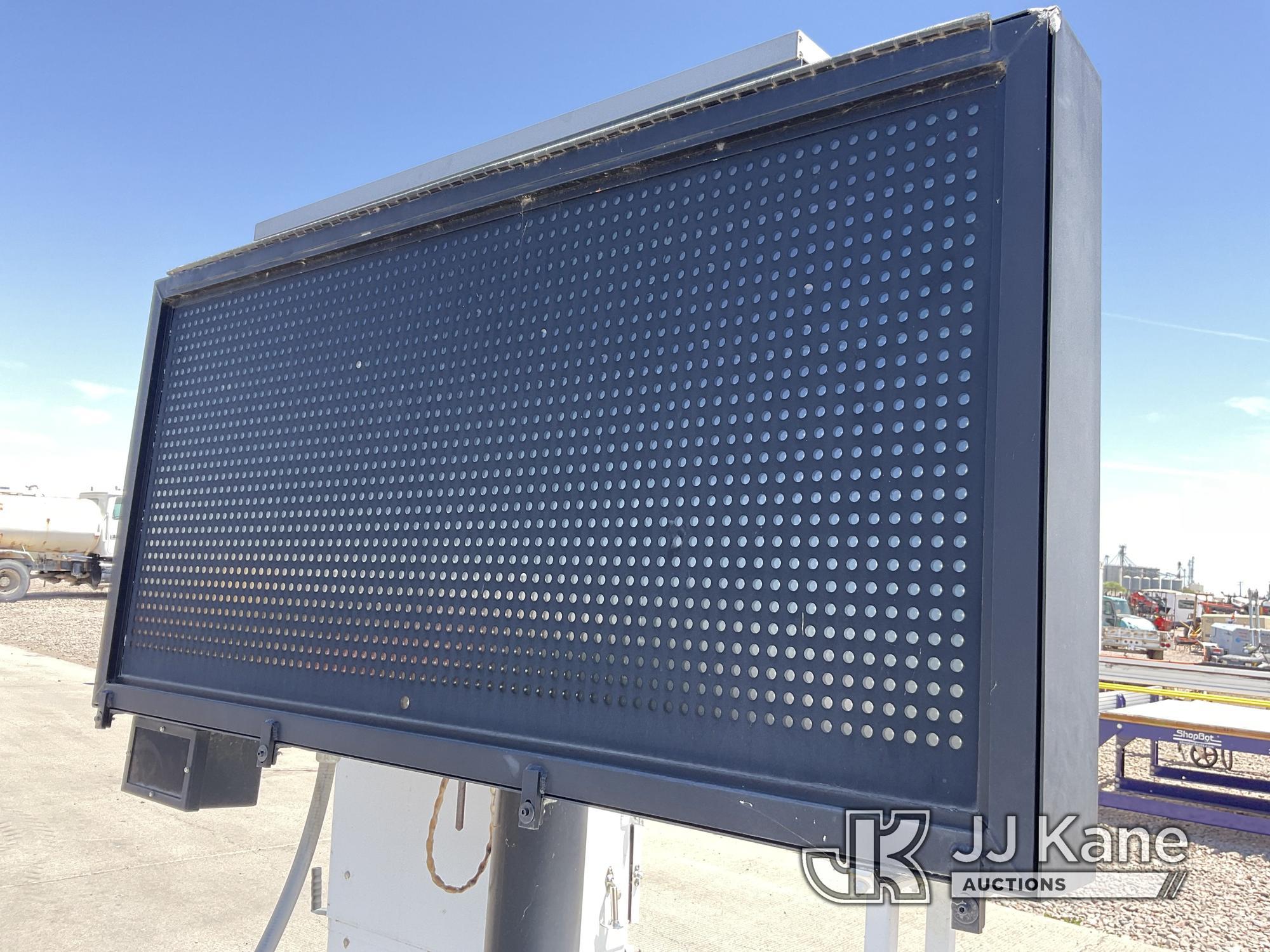 (Dixon, CA) 2013 American Signal Message Board Portable Message Board Road Worthy, Does Not Operate
