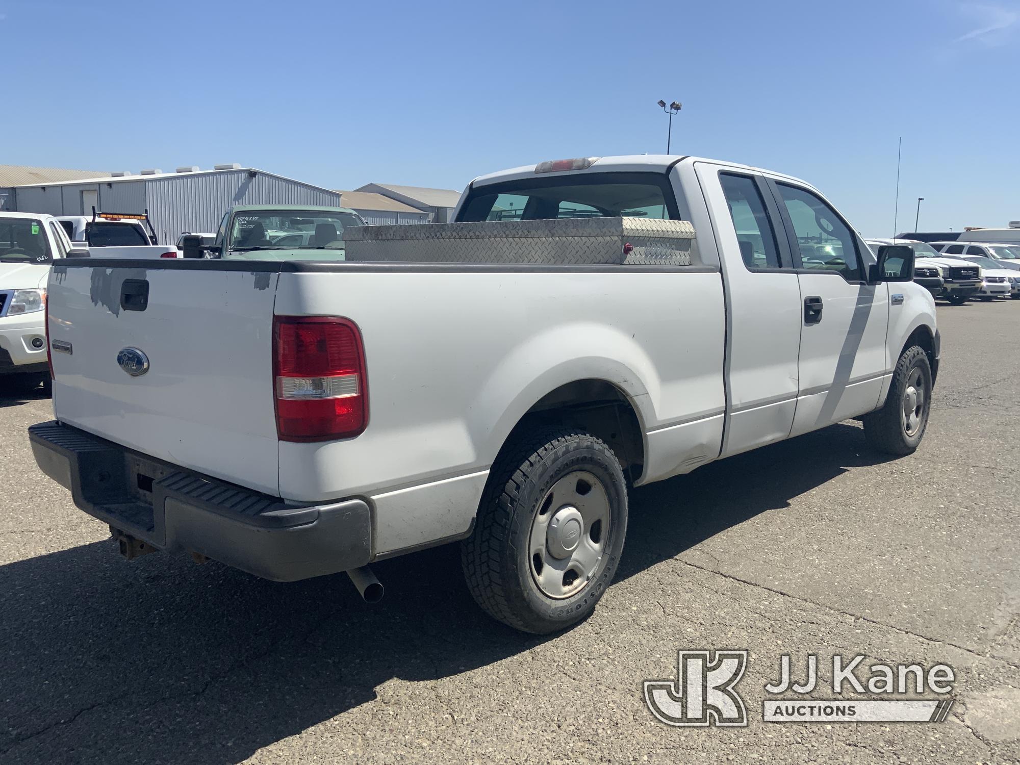 (Dixon, CA) 2007 Ford F150 Extended-Cab Pickup Truck Runs & Moves) (Has Engine Tick