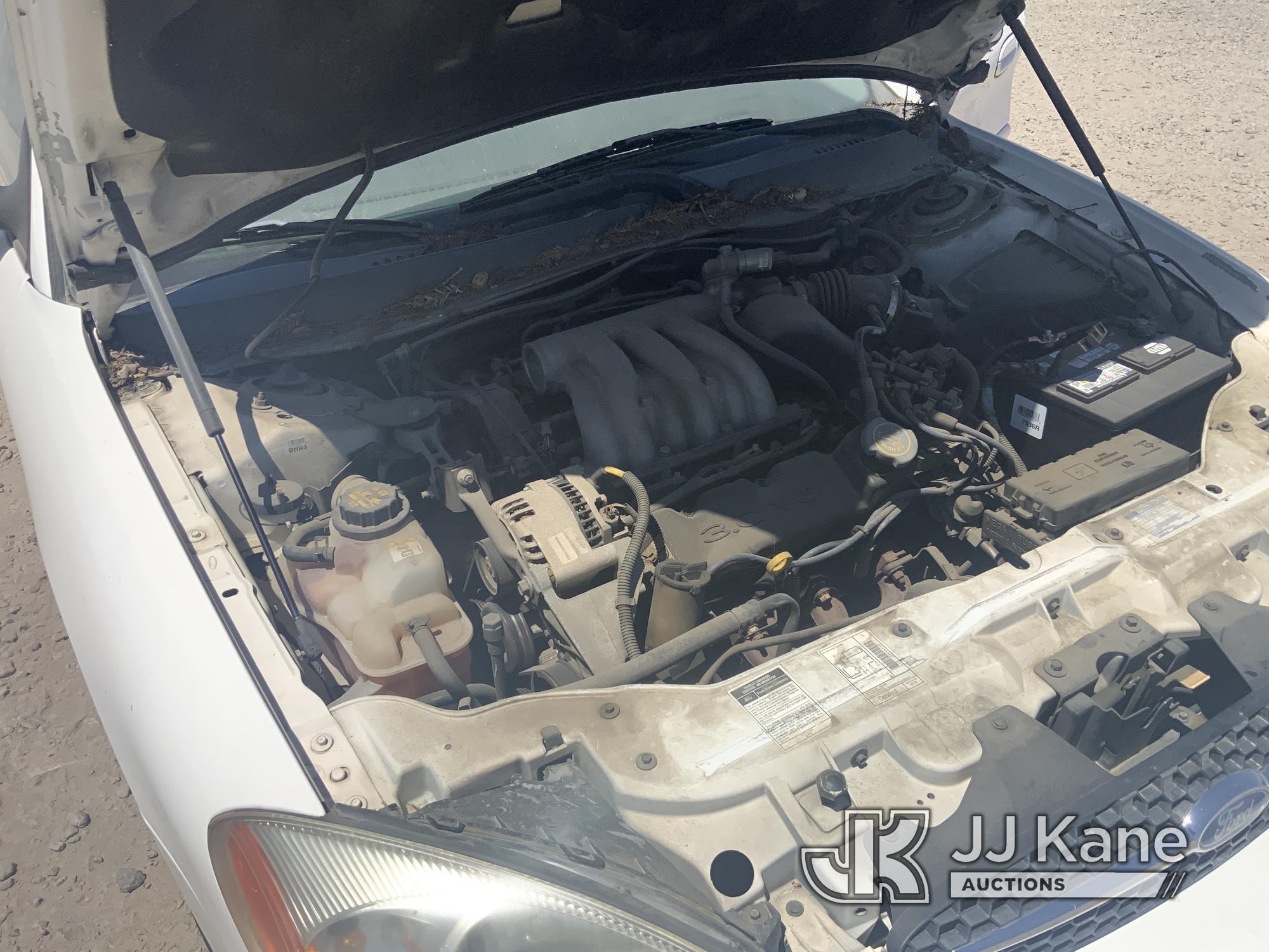 (Dixon, CA) 2000 Ford Taurus 4-Door Sedan Not Running & Condition Unknown) (Starter Issues, Paint Da