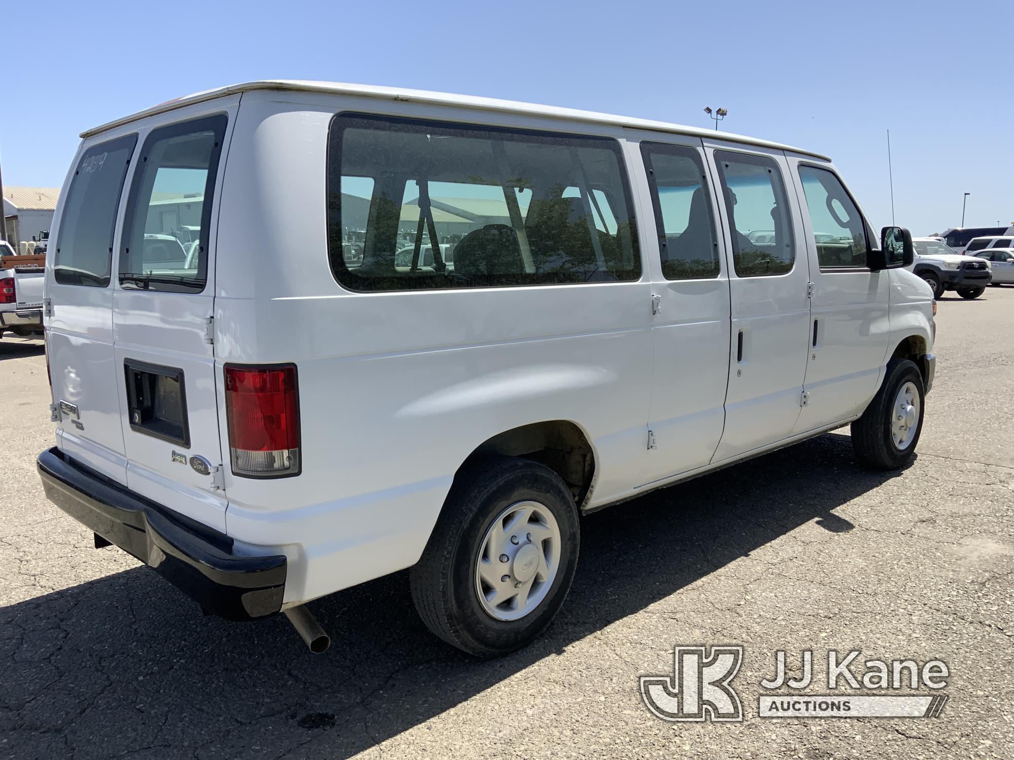 (Dixon, CA) 2012 Ford E150 XLT Passenger Van Runs & Moves) (Air Bag Light On