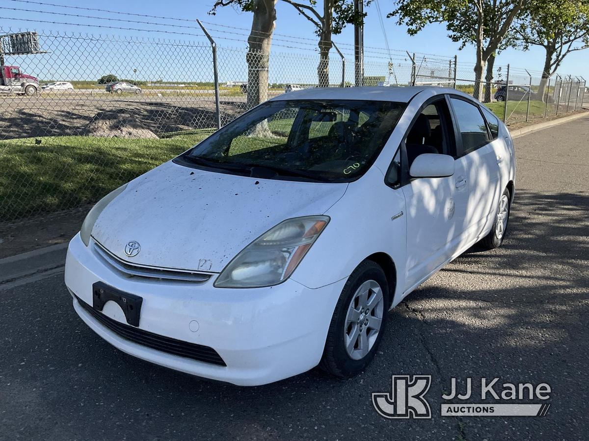 (Dixon, CA) 2006 Toyota Prius Hybrid 4-Door Plug-In Hybrid Sedan Runs & Moves