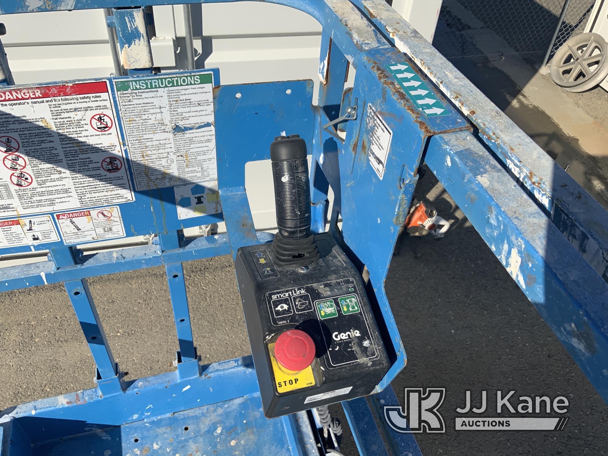 (Dixon, CA) 2018 Genie GS-3232 Self-Propelled Scissor Lift, Genie GS-3232 Runs & Operates