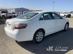 (Dixon, CA) 2007 Toyota Camry Hybrid 4-Door Sedan Runs & Moves