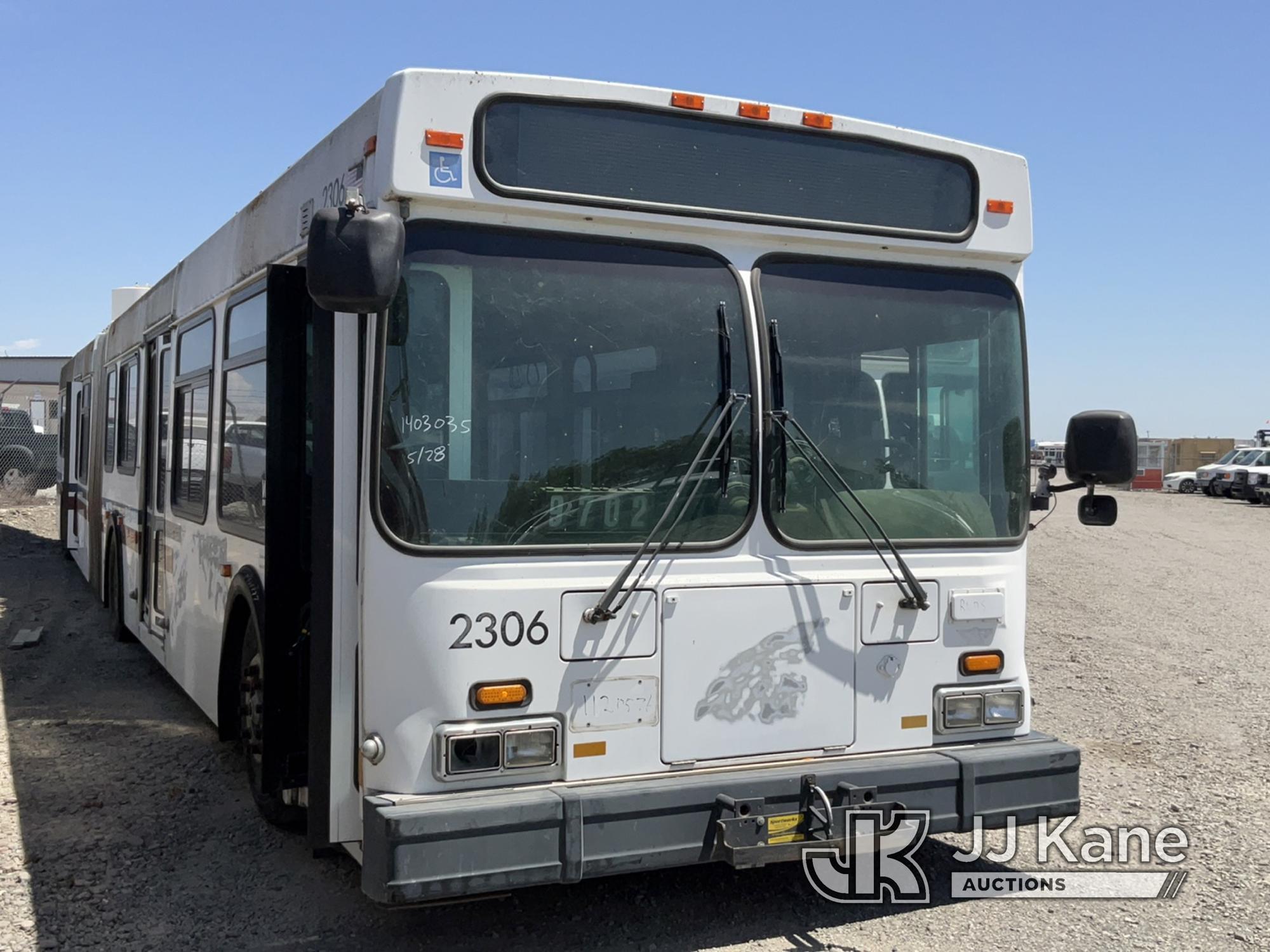 (Dixon, CA) 2002 New Flyer D60LF Bus Not Running, Conditions Unknown