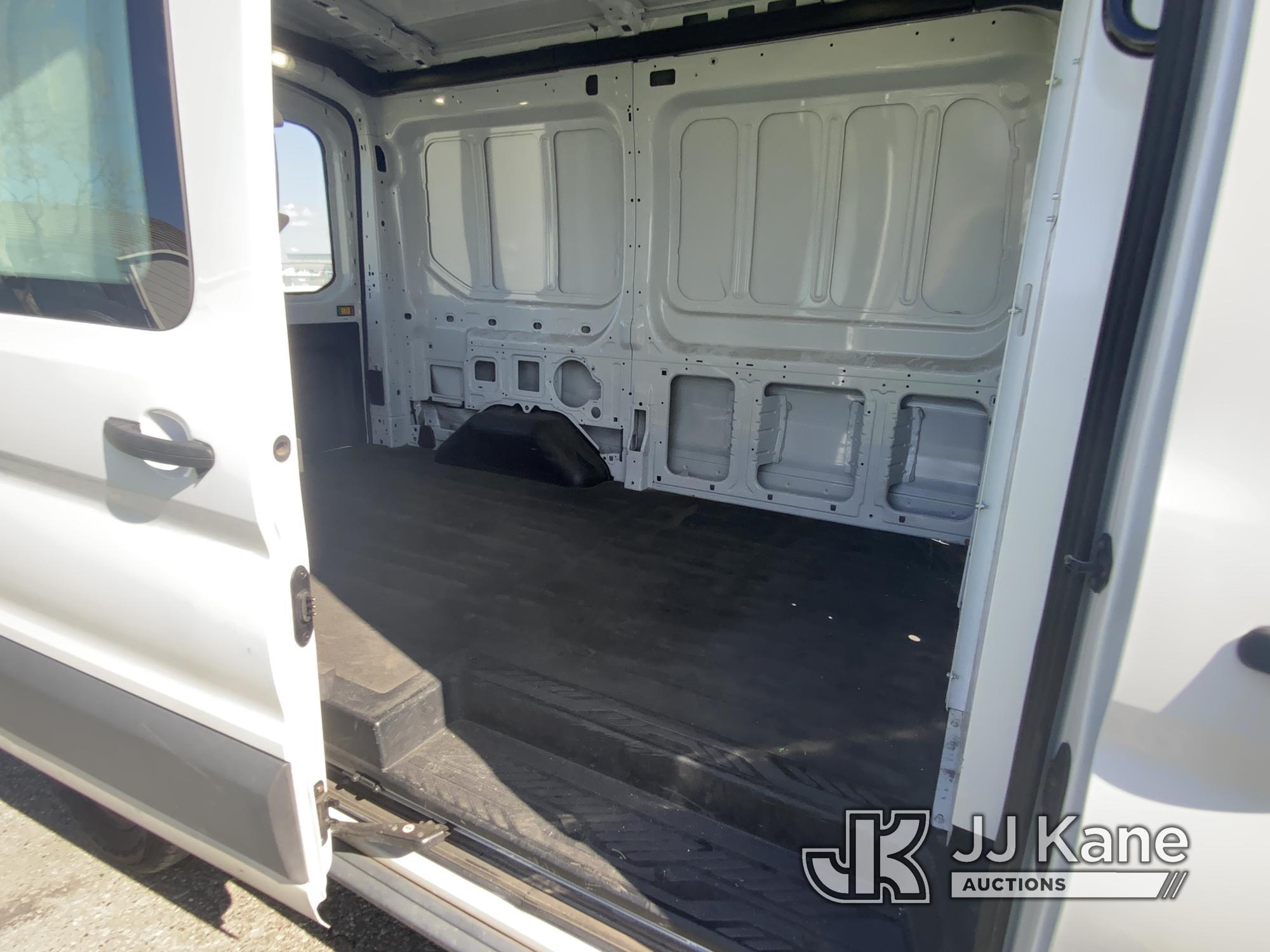 (Dixon, CA) 2018 Ford Transit-250 Cargo Van Runs & Moves) (Damage to Drivers Rear, Broken Taillight