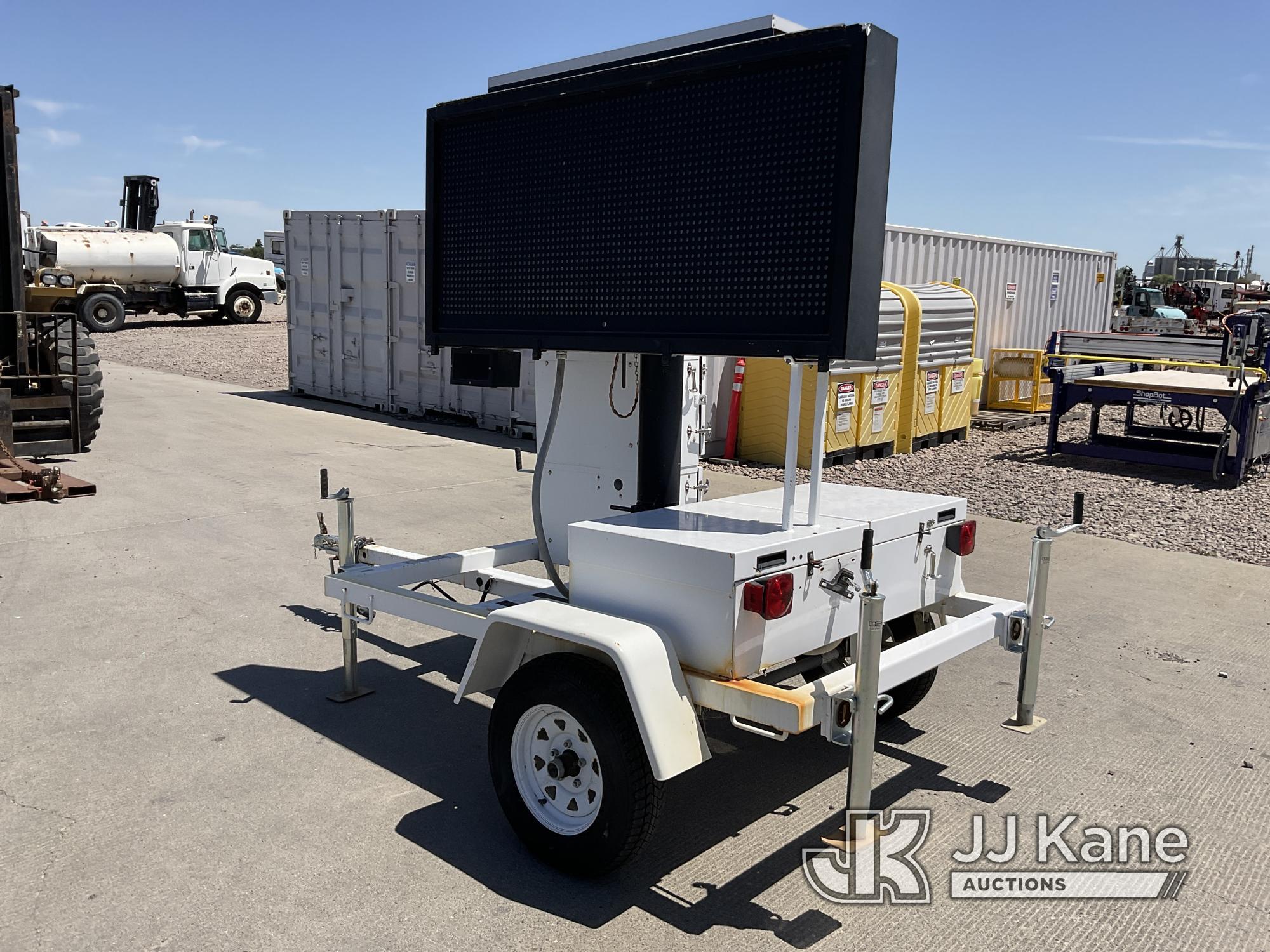 (Dixon, CA) 2013 American Signal Message Board Portable Message Board Road Worthy, Does Not Operate