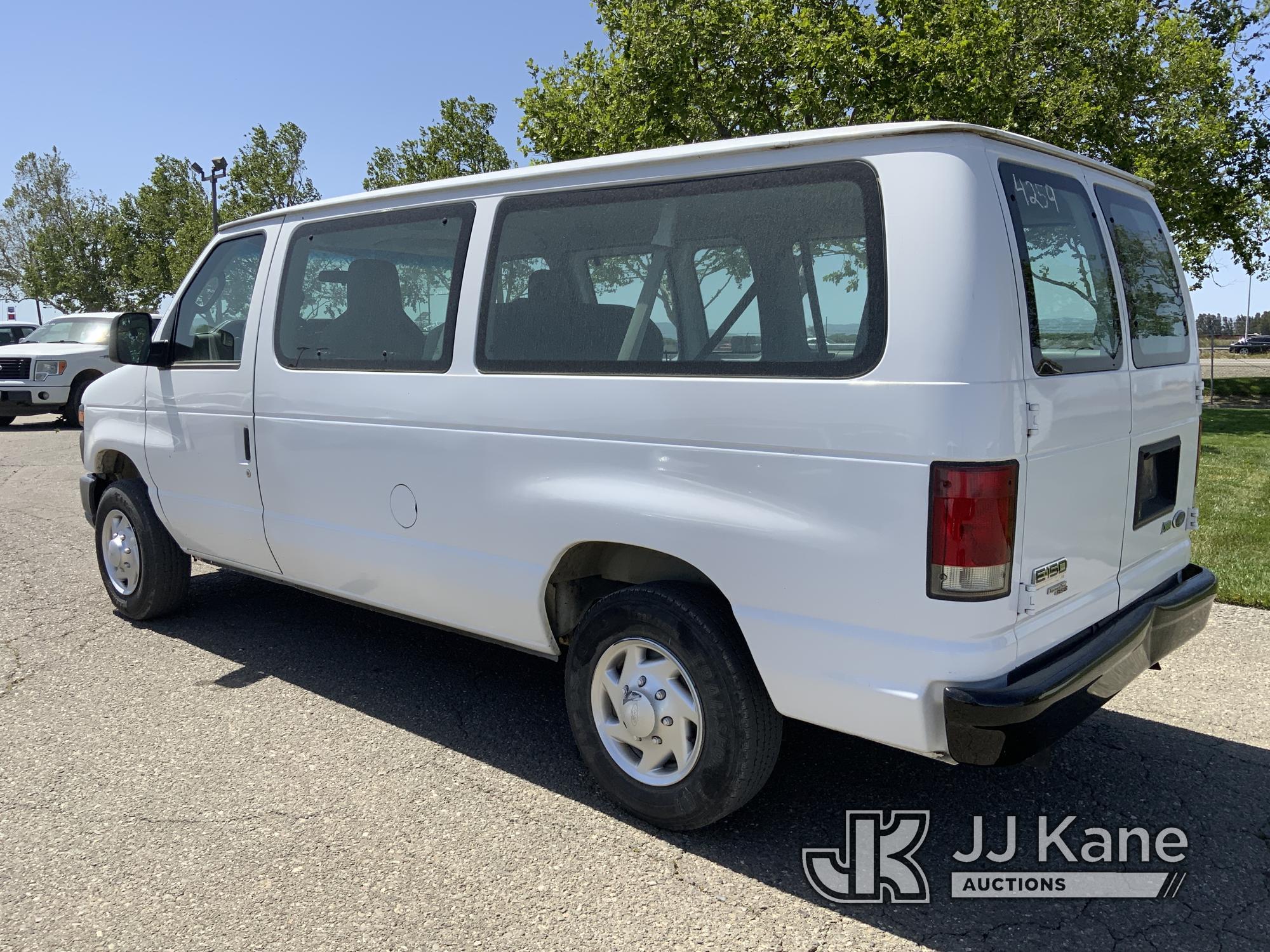 (Dixon, CA) 2012 Ford E150 XLT Passenger Van Runs & Moves) (Air Bag Light On