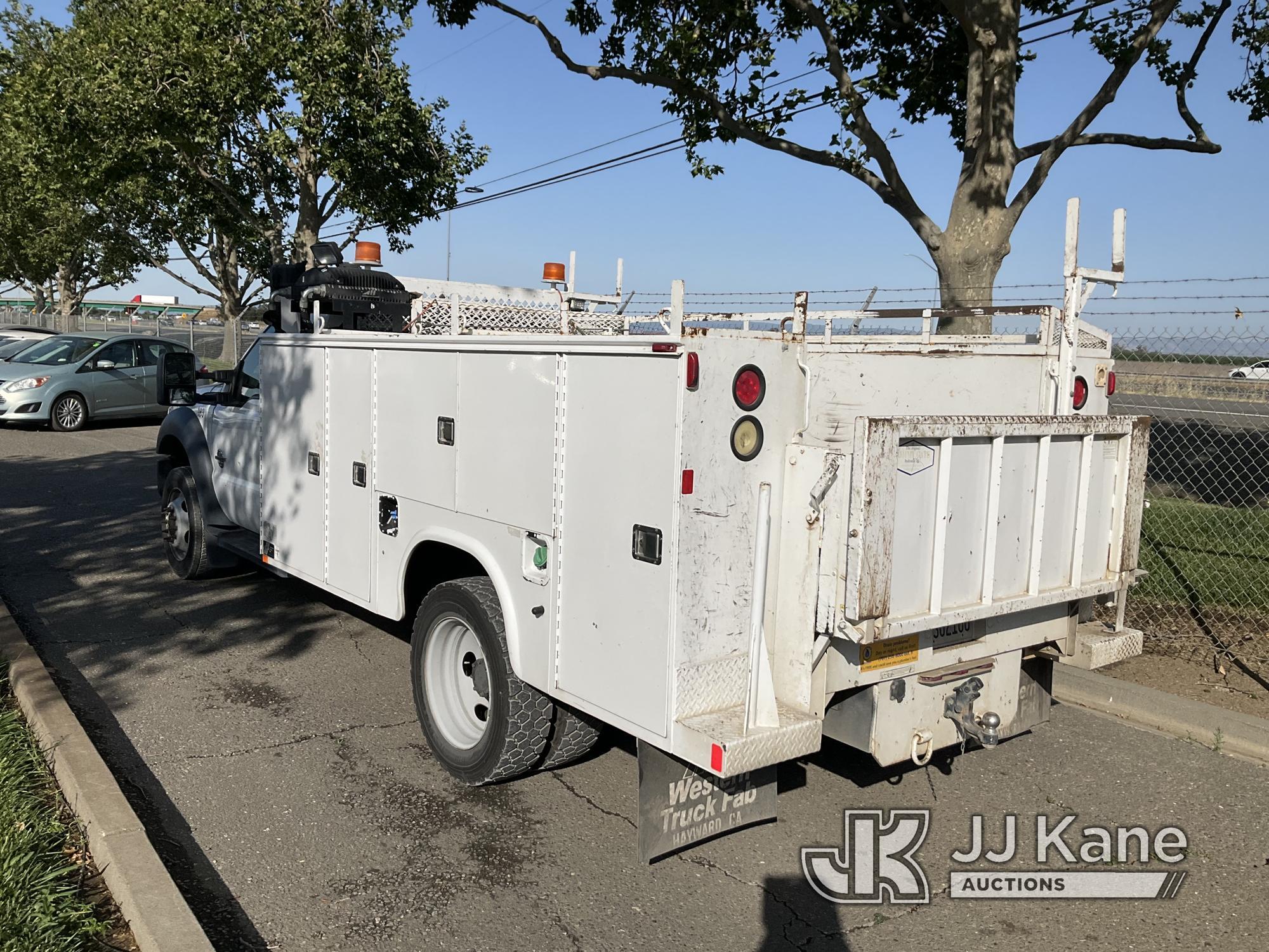 (Dixon, CA) 2011 Ford F550 Service Truck Runs & Moves.