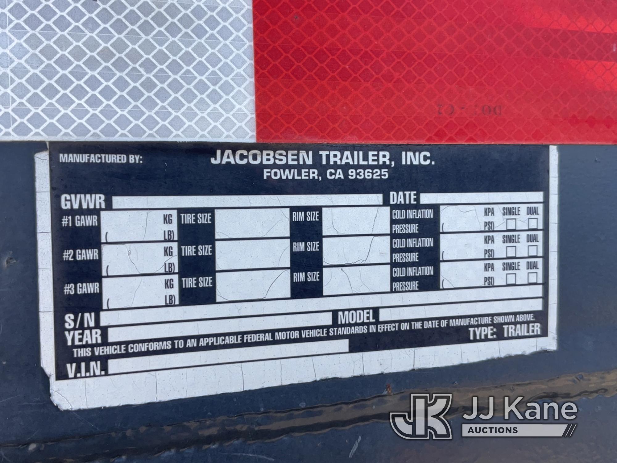 (Dixon, CA) 2006 Jacobsen Gooseneck Tagalong Trailer, Deck Dimensions: Width 7ft, Length 20ft Road W