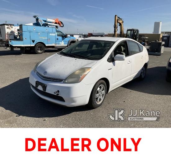 (Dixon, CA) 2006 Toyota Prius Hybrid 4-Door Sedan Not Running, Condition Unknown