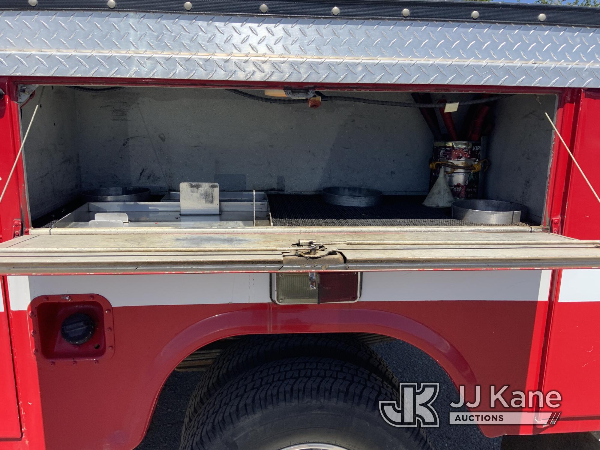 (Dixon, CA) 1996 Dodge RAM 3500 4x4 Fire Truck Runs & Moves